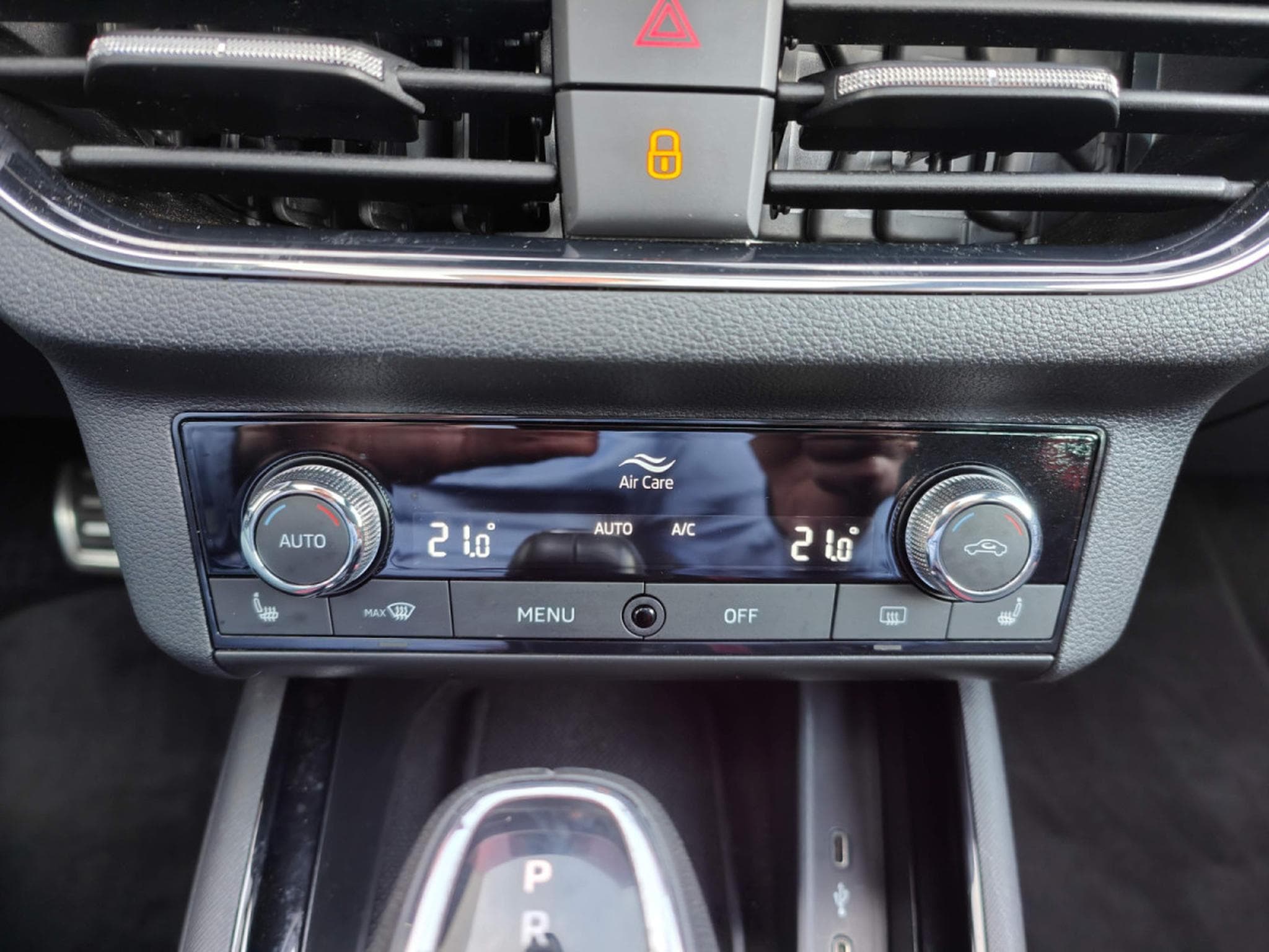 Skoda Kamiq 1.5 TSI DSG MONTE CARLO GPS CAMERA CARPLAY TOIT PANO (2022) - Photo 20