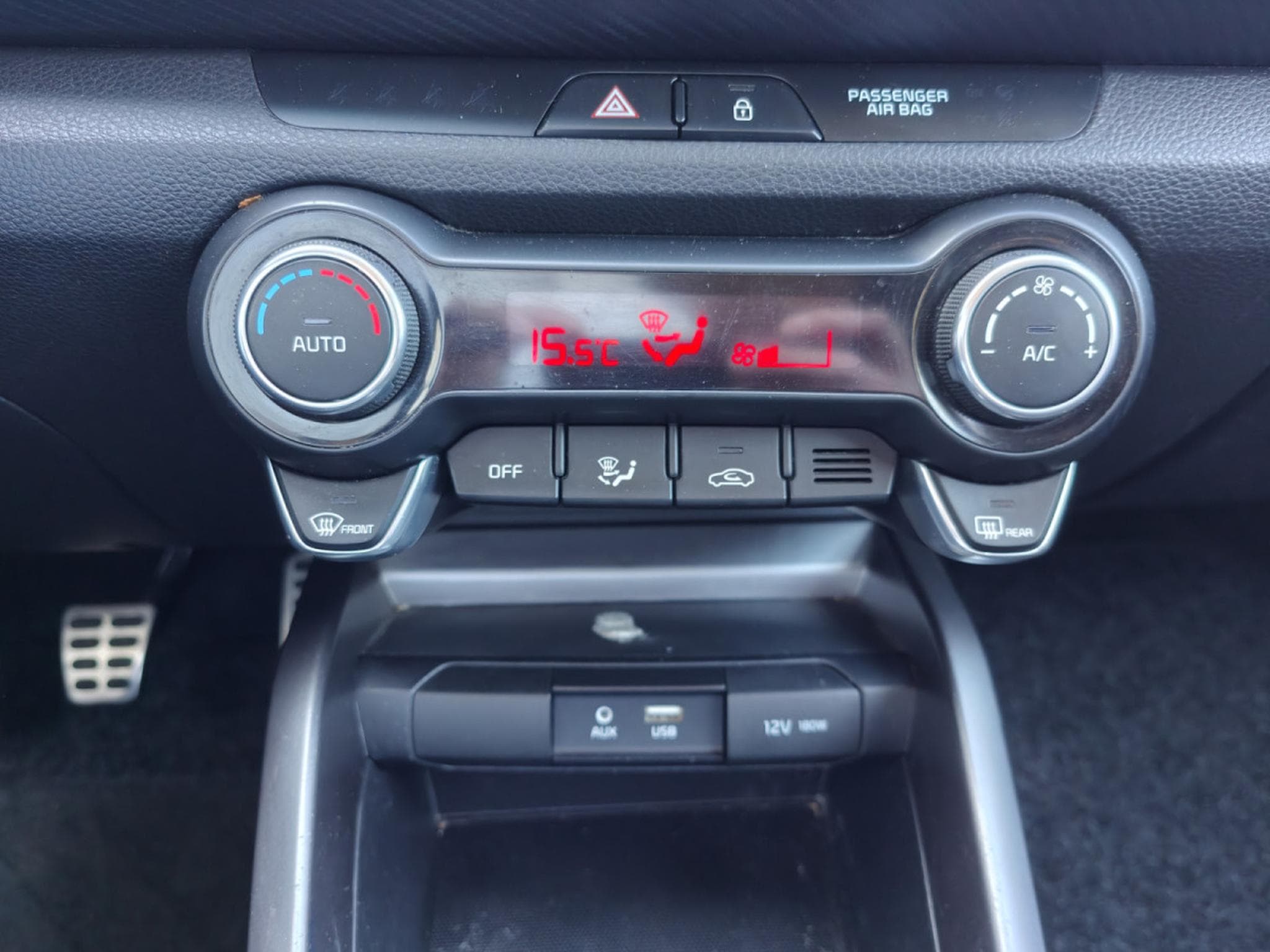 Kia Rio 1.0 T-GDI GT-LINE CLIM SIEGES + VOLANT CHAUFF CARPLAY (2019) - Foto 15