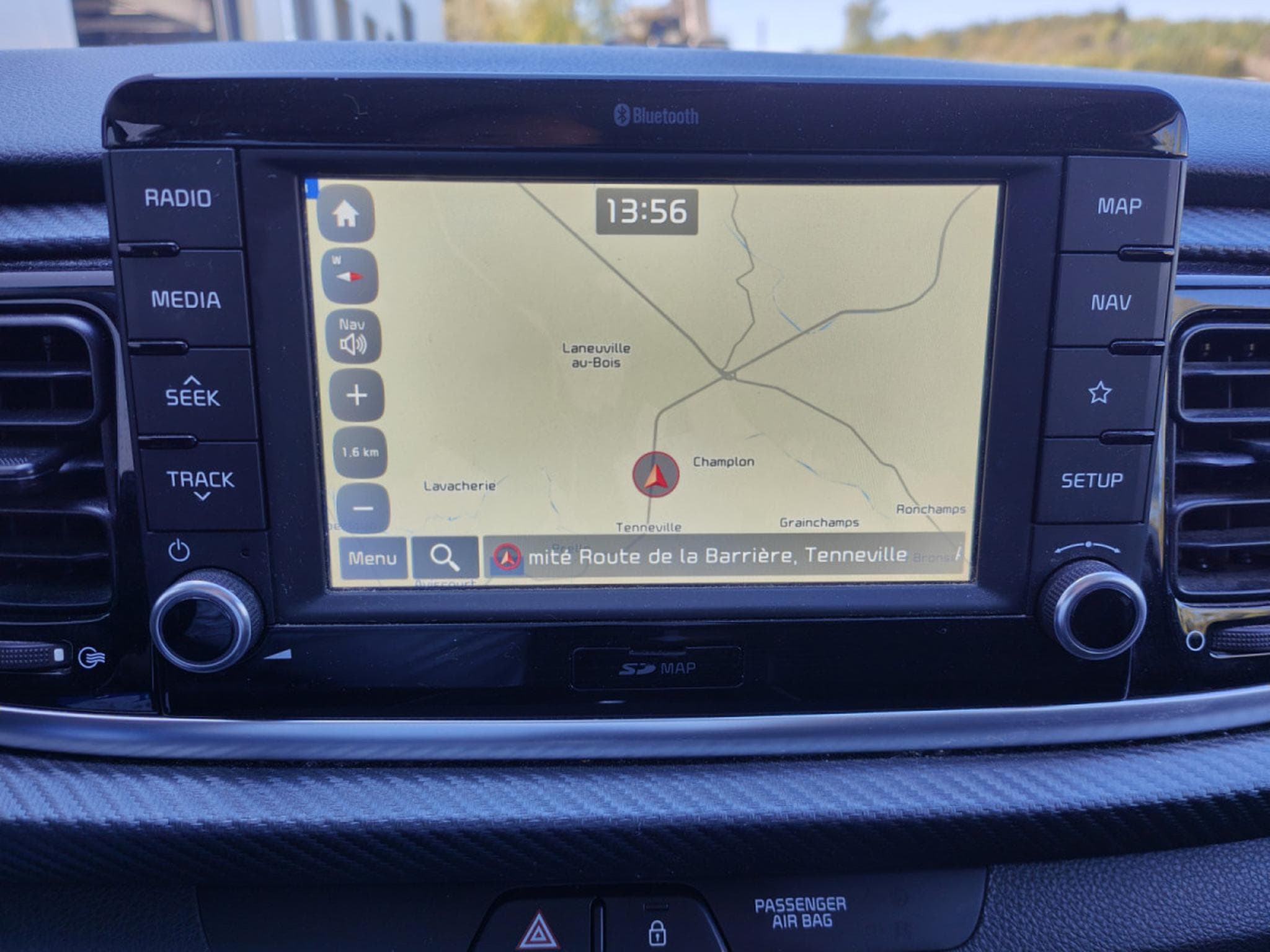 Kia Rio 1.0 T-GDI GT-LINE CLIM SIEGES + VOLANT CHAUFF CARPLAY (2019) - Foto 17