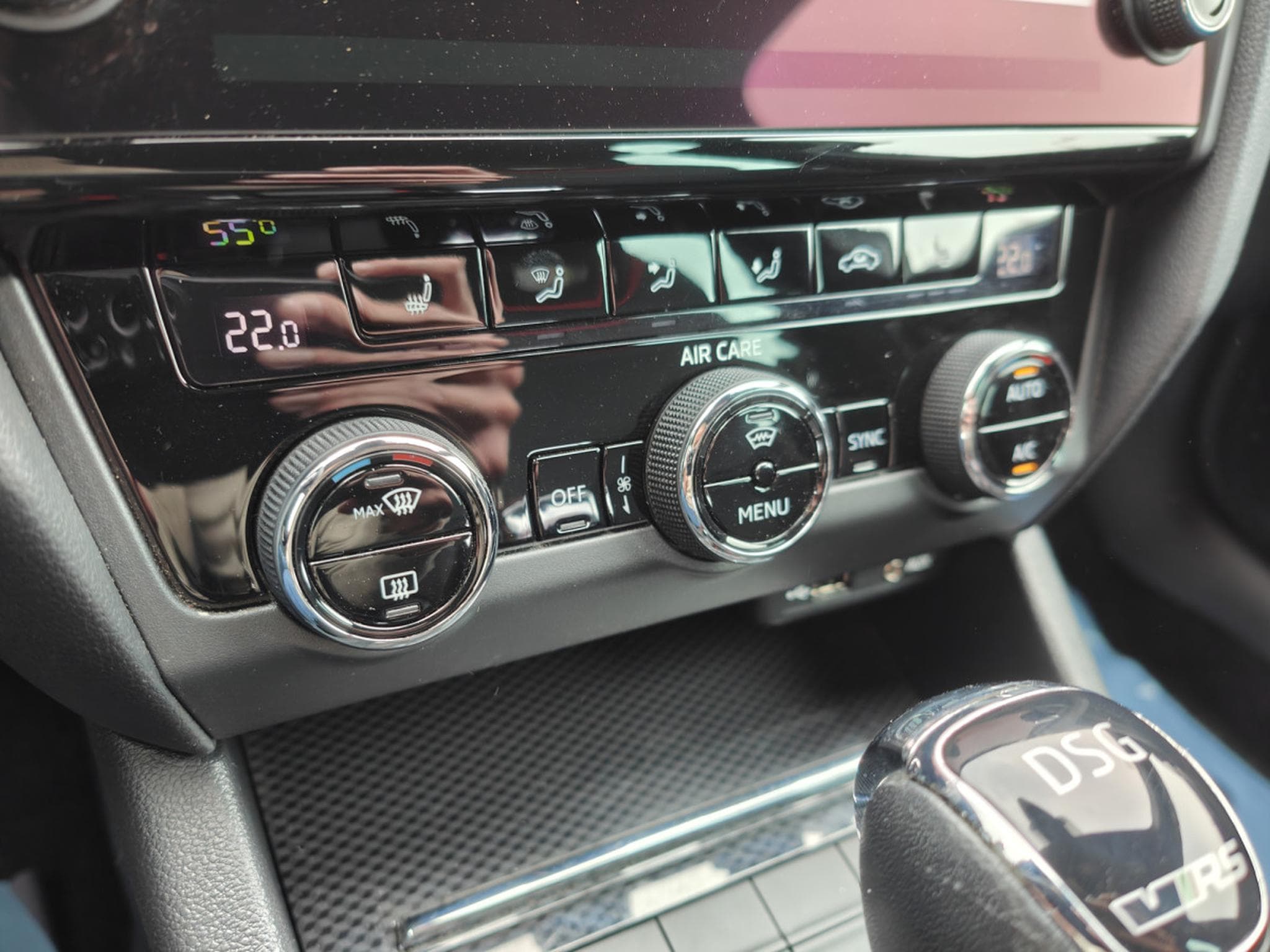 Skoda Octavia Combi RS 2.0 TDI DSG 4X4 CARPLAY GPS SIEGES CHAUFF (2018) - Foto 15
