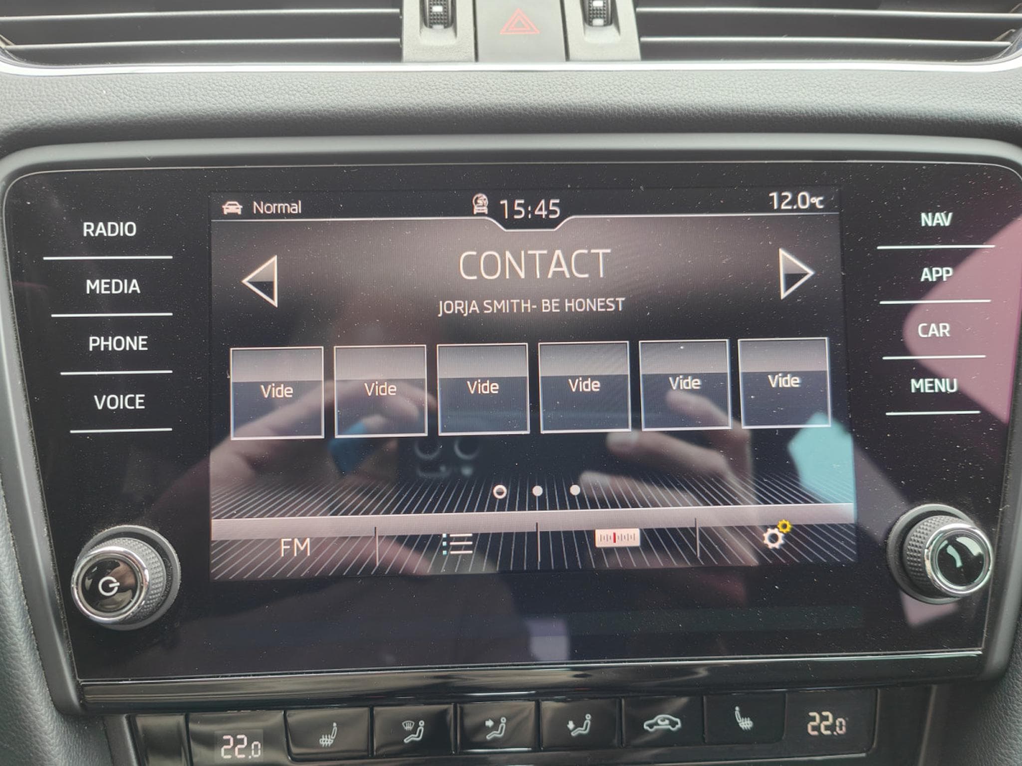 Skoda Octavia Combi RS 2.0 TDI DSG 4X4 CARPLAY GPS SIEGES CHAUFF (2018) - Foto 16