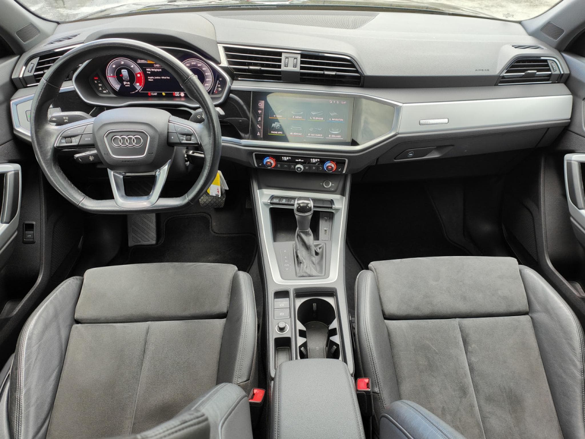 Audi Q3 Q3 SPORTBACK 35 TDI S-LINE S-TRONIC TOIT OUVRANT CARPLAY (2020) - Foto 12