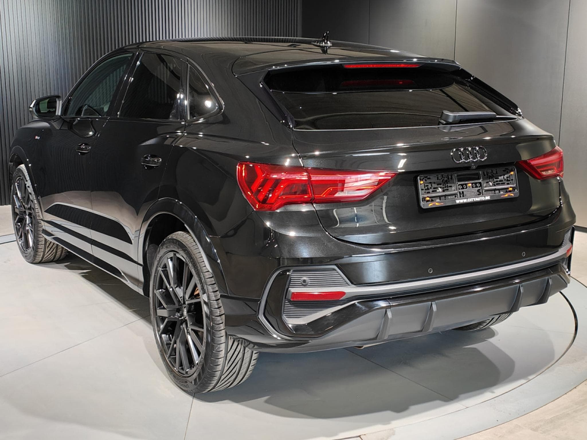 Audi Q3 Q3 SPORTBACK 35 TDI S-LINE S-TRONIC TOIT OUVRANT CARPLAY (2020) - Foto 4