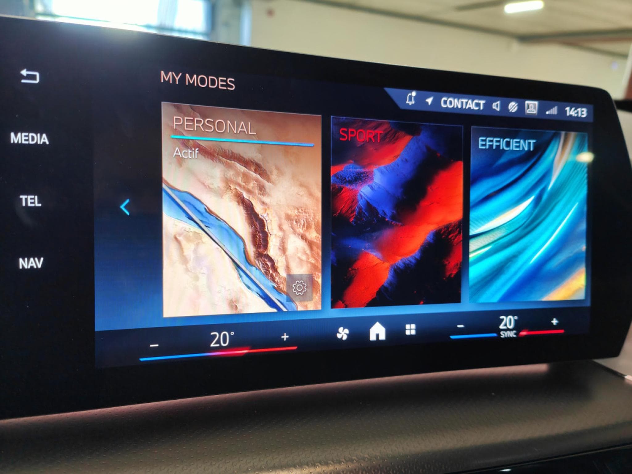 BMW X1 X1 sDrive18d PACK M CAMERA GPS CARPLAY (2025) - Photo 18