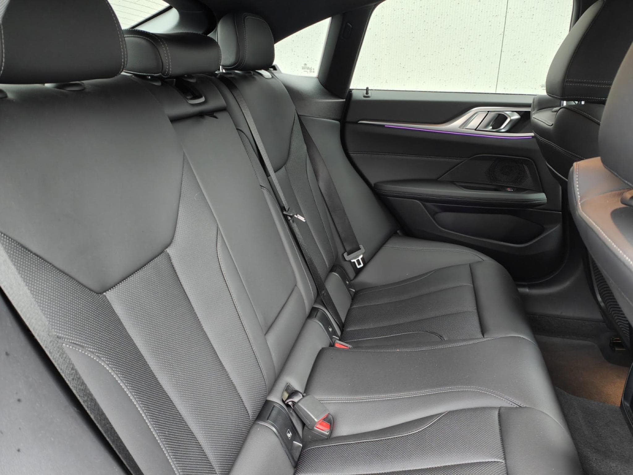 BMW 420 420I PACK M GPS CAMERA GPS CARPLAY SIEGES CHAUFFANTS (2022) - Foto 9
