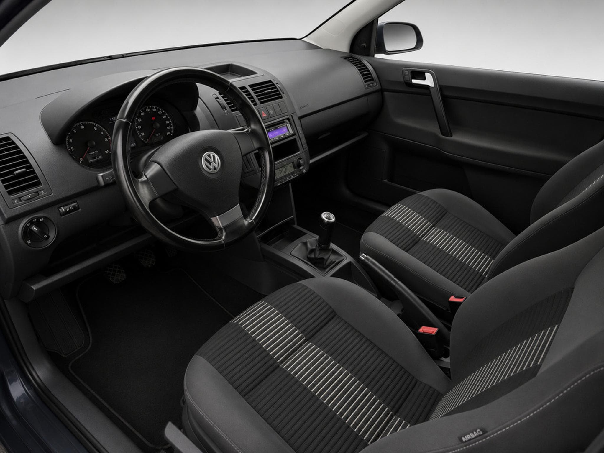 VW Polo 1.4 Tdi 75 United (2009) - Photo 3