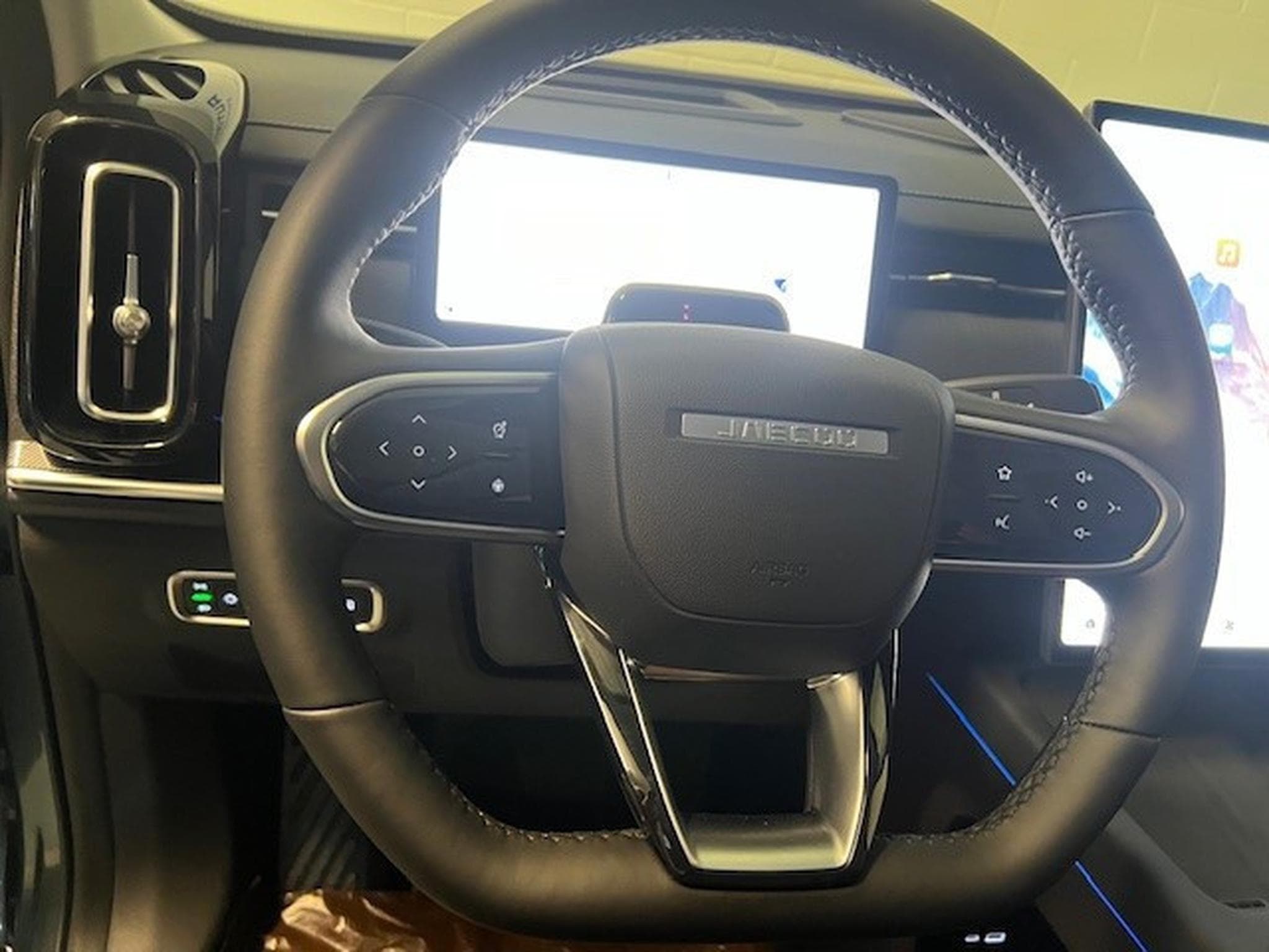 Jaecoo 7 PHEV PREMIUM PHEV PLUG-IN (2025) - Photo 10