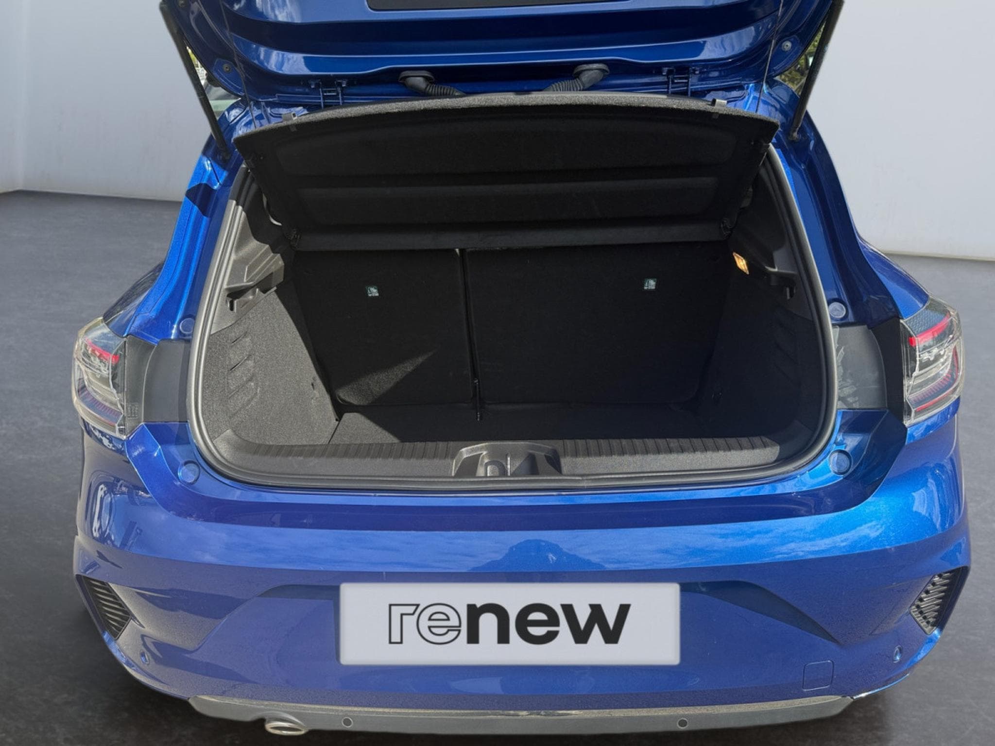 Renault Clio 1.0 Tce 90 Techno (2025) - Foto 12