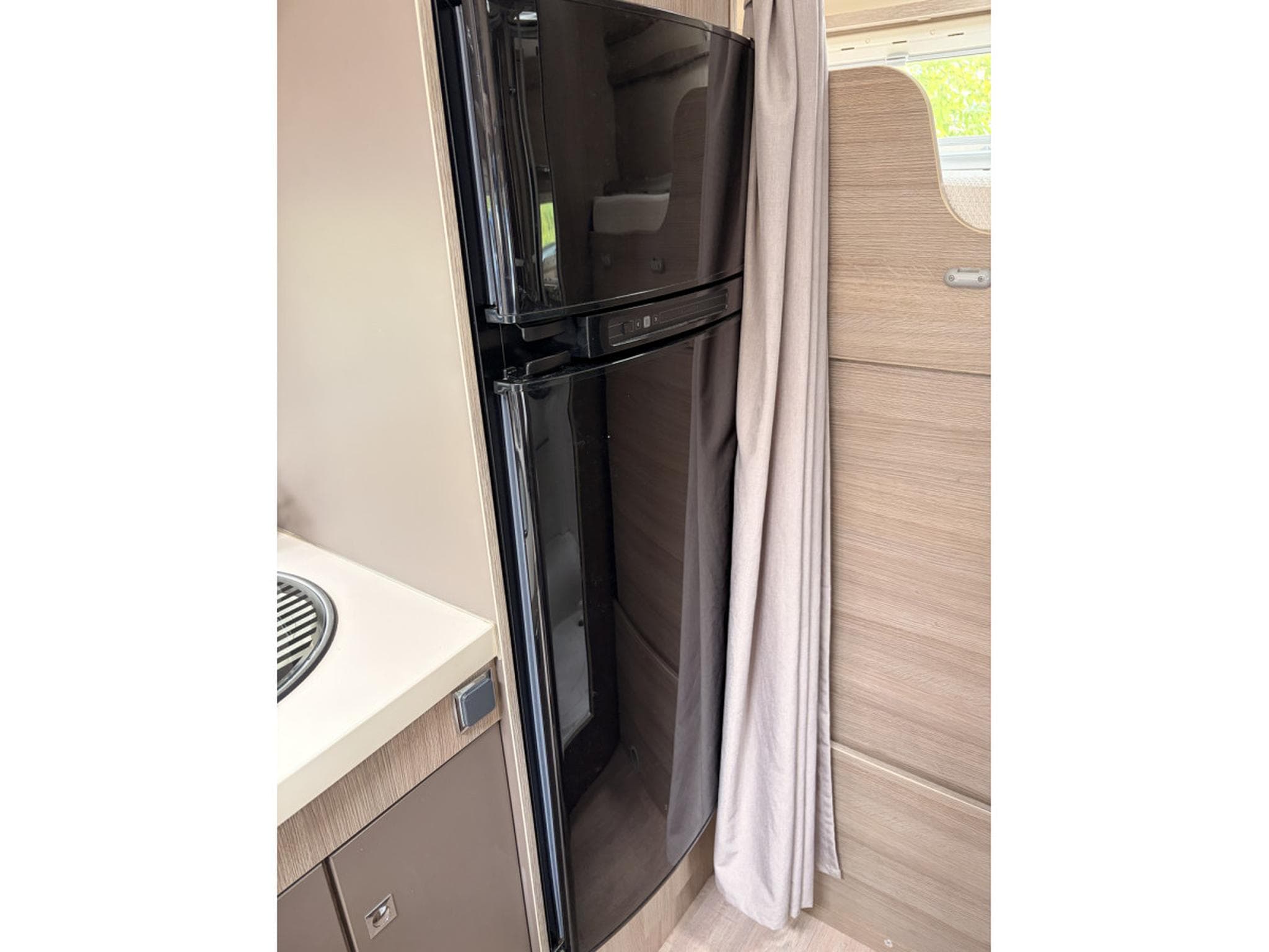Chausson C646 Flash Ford 2.2 Diesel 6 bed (2016) - Photo 15
