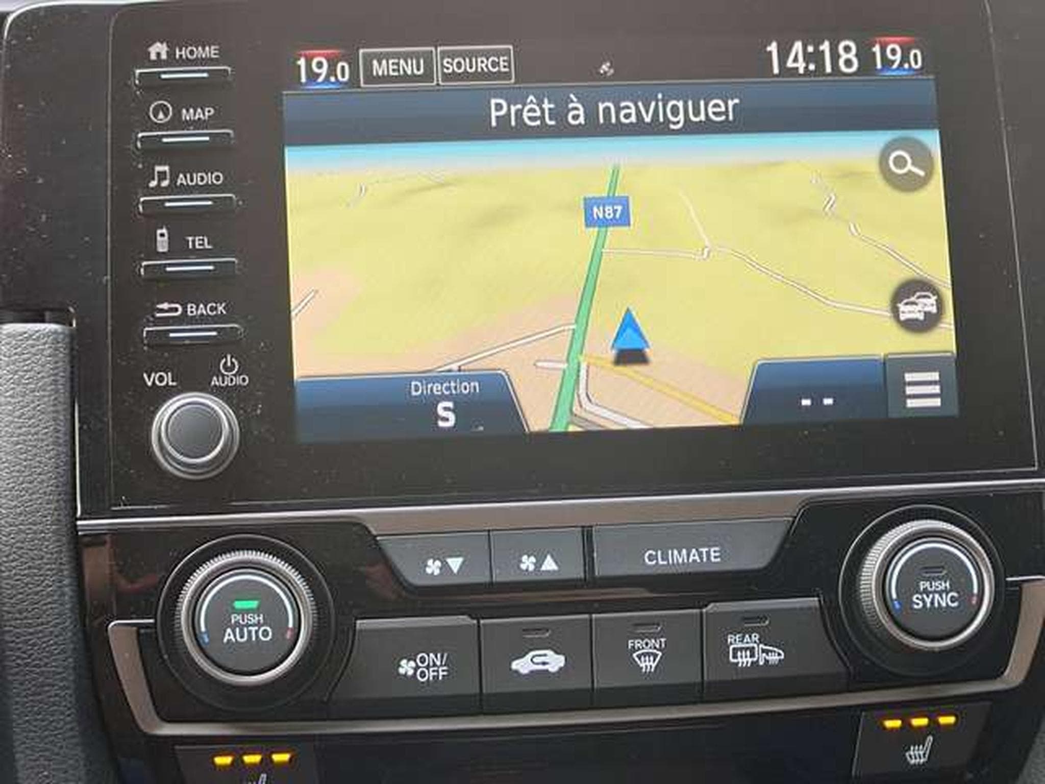 Honda Civic Civic 1.6 i-DTEC Executive 120 PS (EU6.2) (2021) - Photo 10