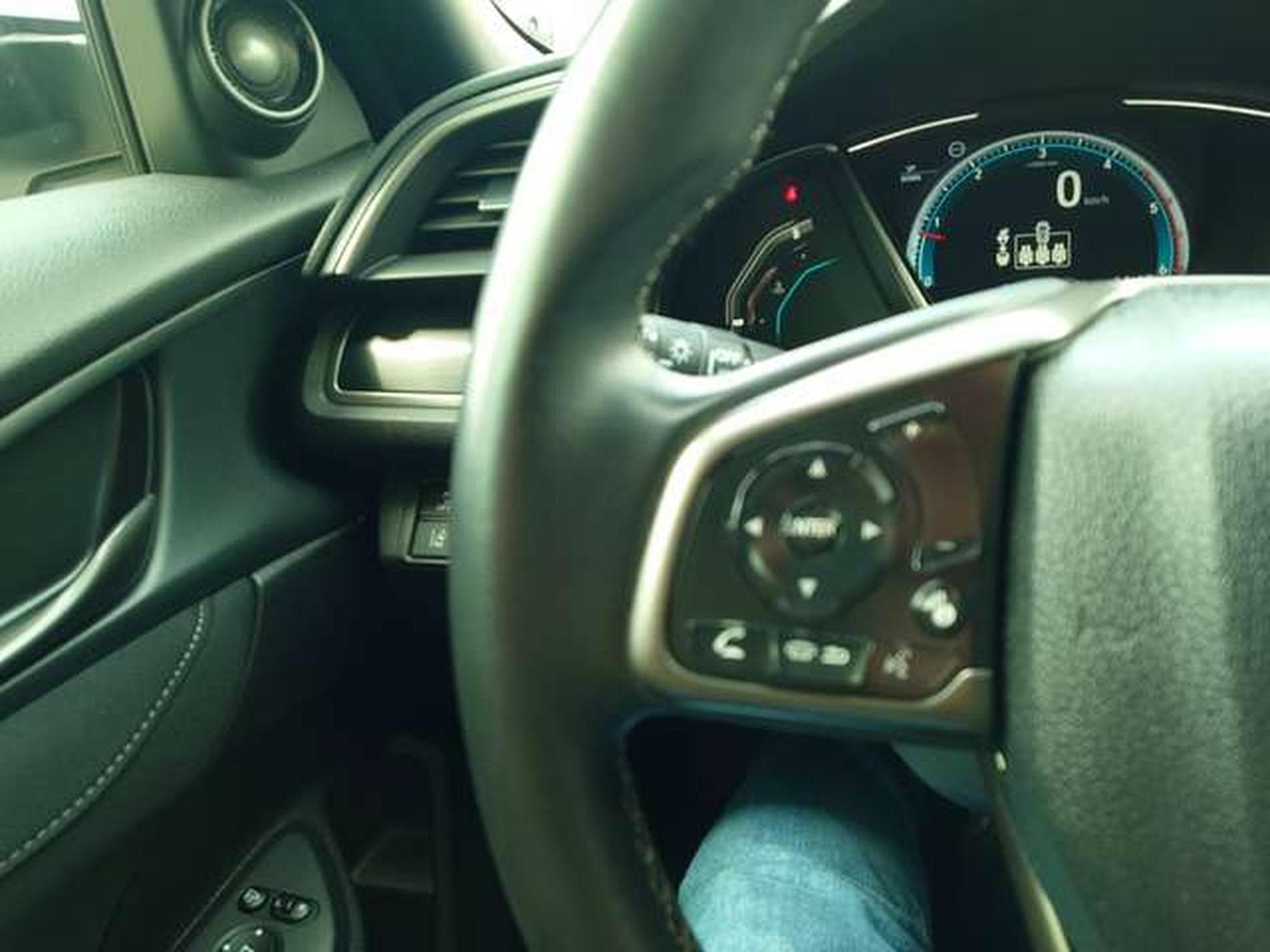 Honda Civic Civic 1.6 i-DTEC Executive 120 PS (EU6.2) (2021) - Photo 11
