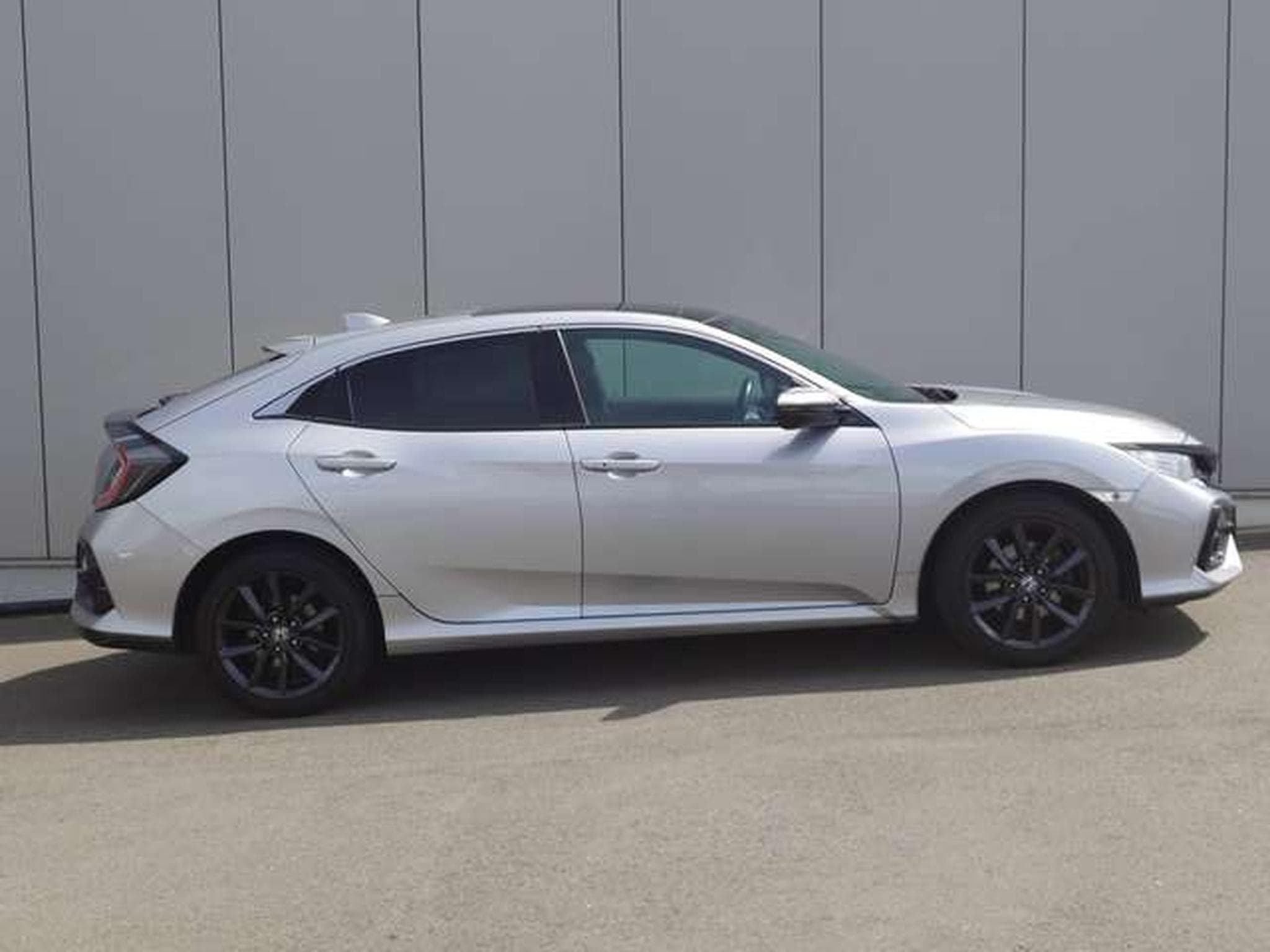 Honda Civic Civic 1.6 i-DTEC Executive 120 PS (EU6.2) (2021) - Photo 2