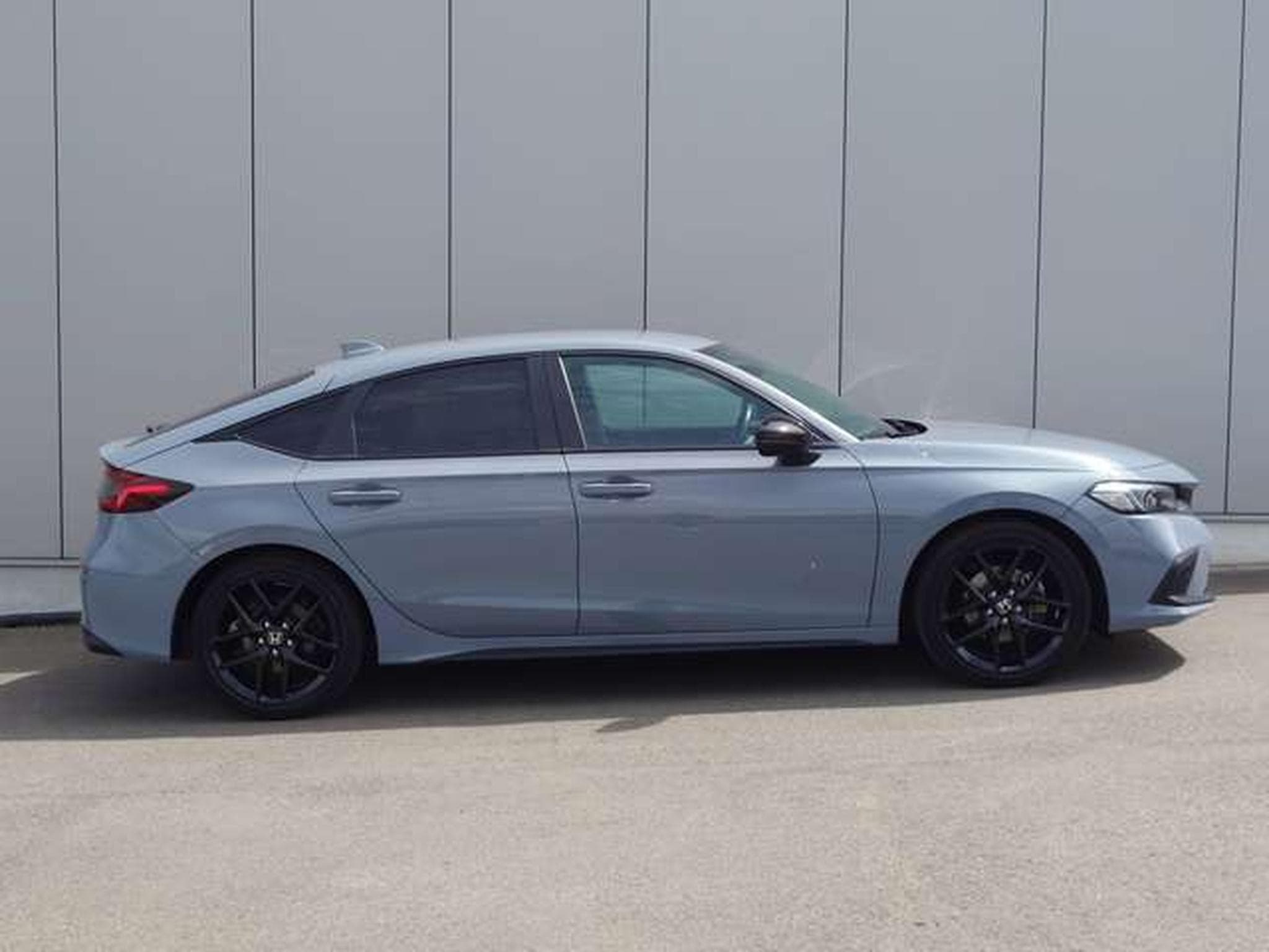 Honda Civic Civic e:HEV 2.0 Sport eCVT (2023) - Photo 2