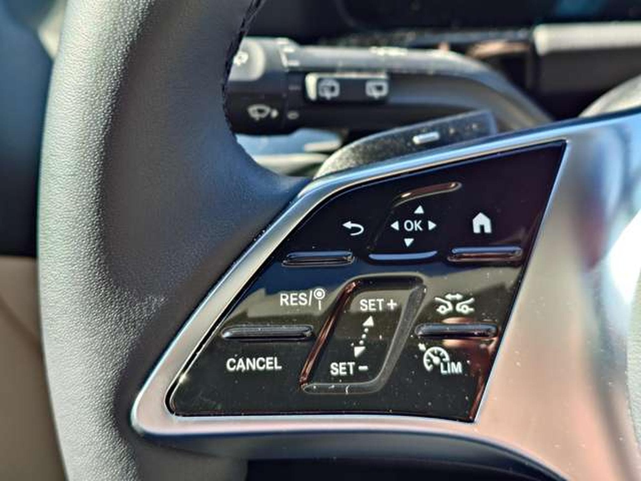 Mercedes B 200 B 200 d Luxury Line (2025) - Foto 13