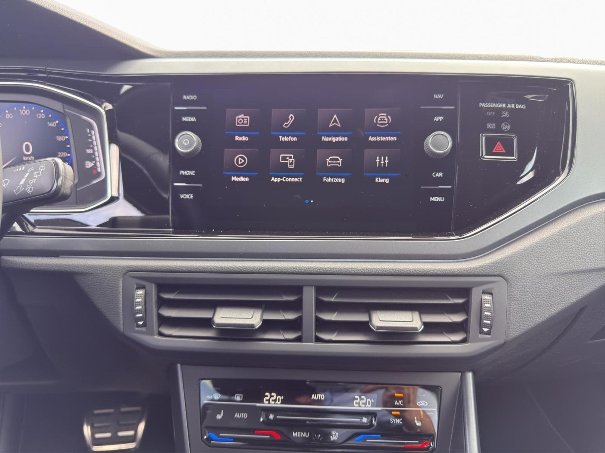 VW Taigo 1.5 R-Line 110 kW TSI DSG7 (2026) - Photo 13