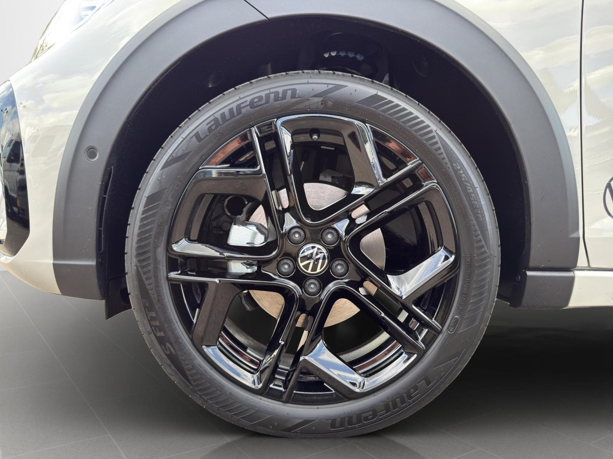 VW Taigo 1.5 R-Line 110 kW TSI DSG7 (2026) - Photo 3