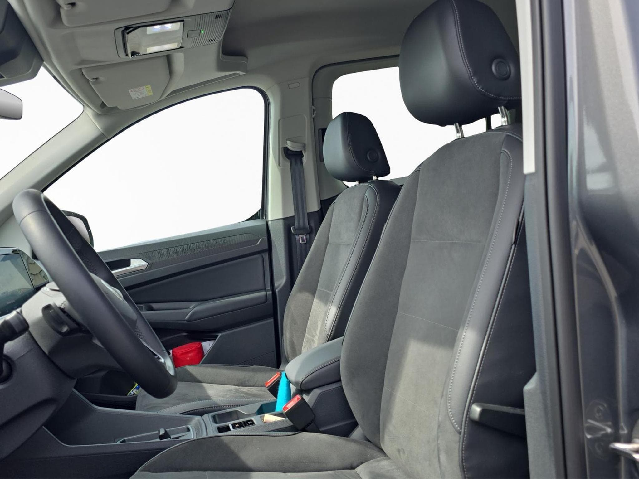 VW Caddy Style (2026) - Foto 9