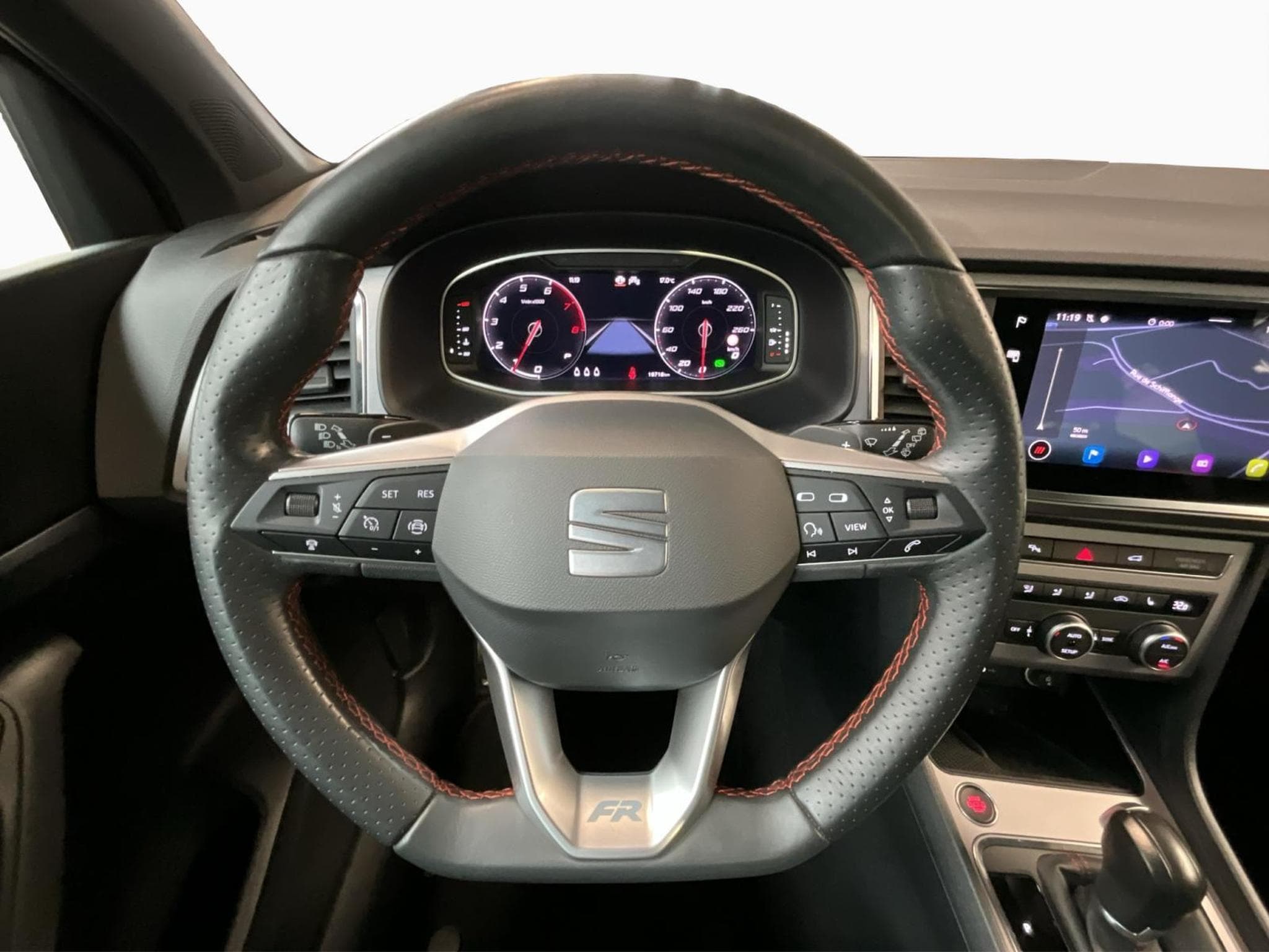 Seat Ateca FR+DSG+Pano+360+AHK+Navi (2023) - Photo 10