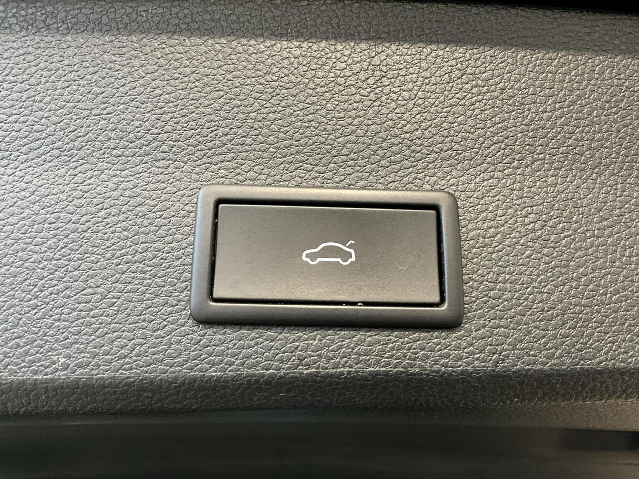 Seat Ateca FR+DSG+Pano+360+AHK+Navi (2023) - Photo 19