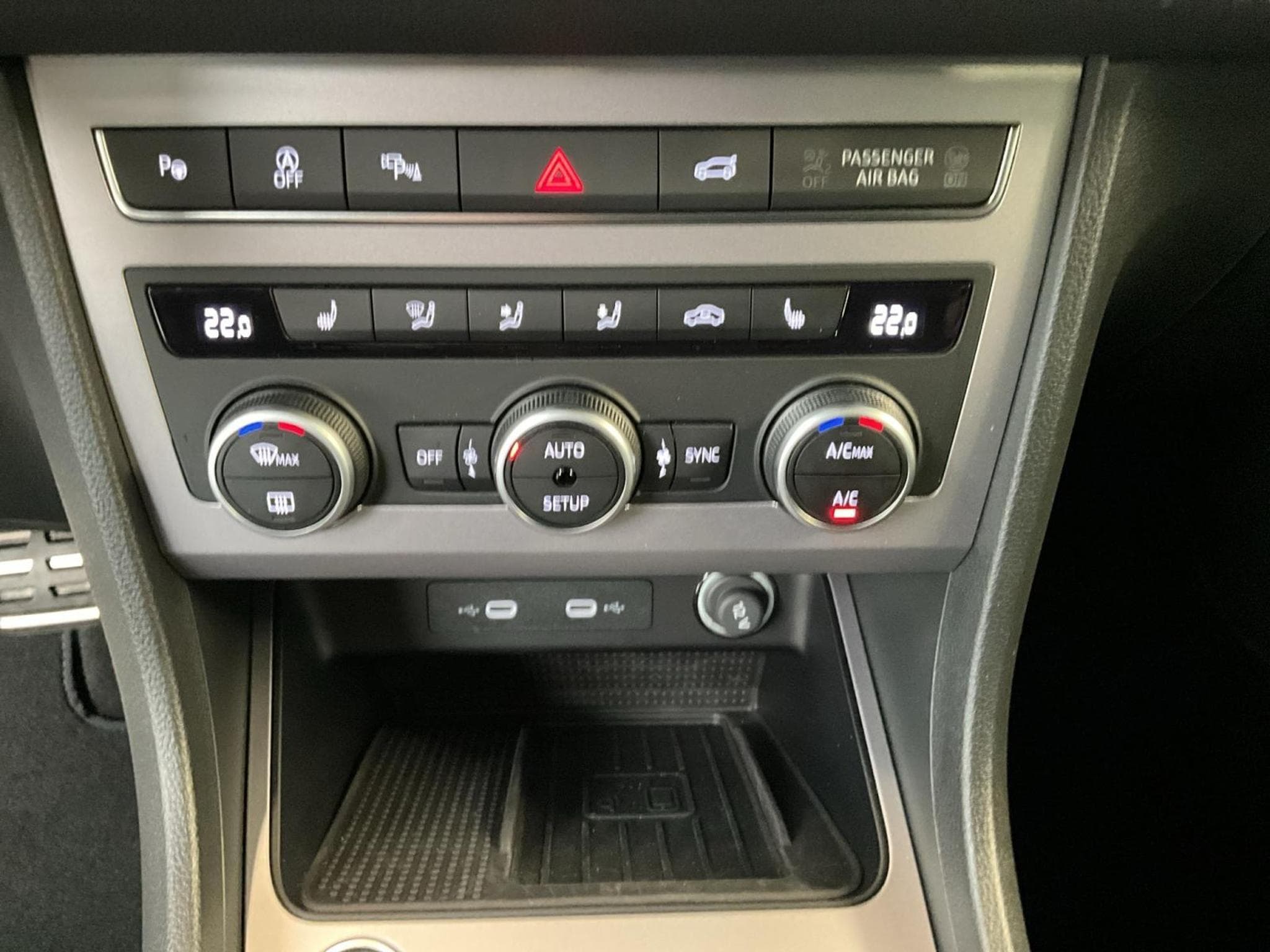 Seat Ateca FR+DSG+Pano+360+AHK+Navi (2023) - Photo 22