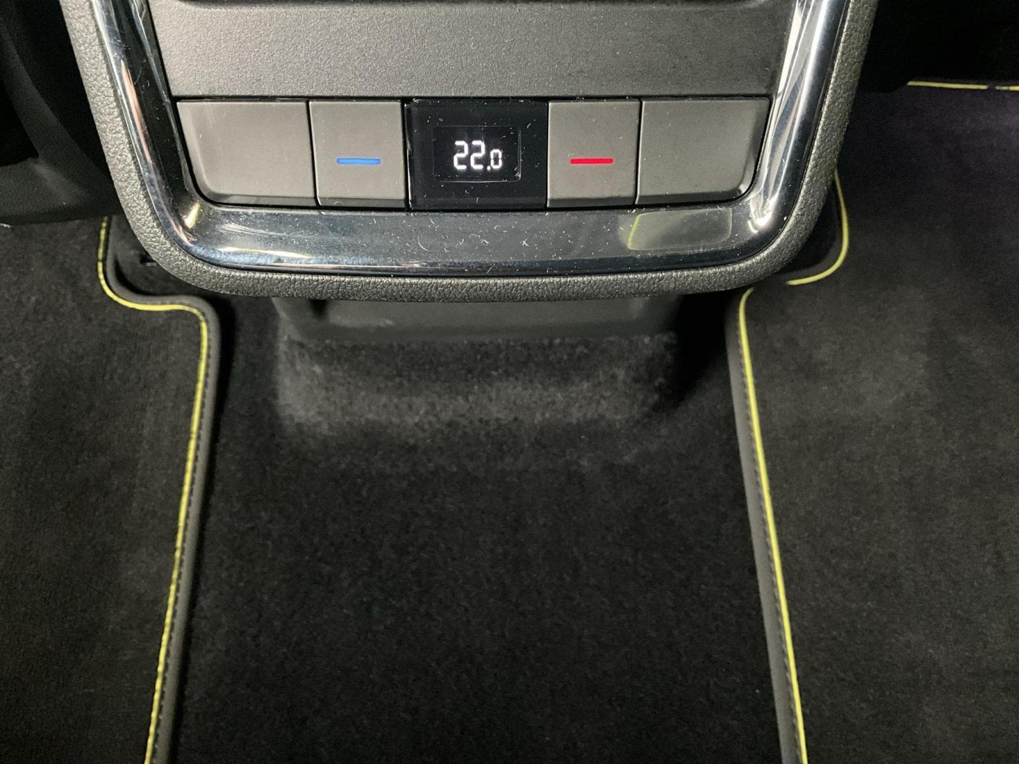 Skoda Enyaq 77kWh+iVRS+4x4+Led+ParkingPlus+Navi (2022) - Photo 21