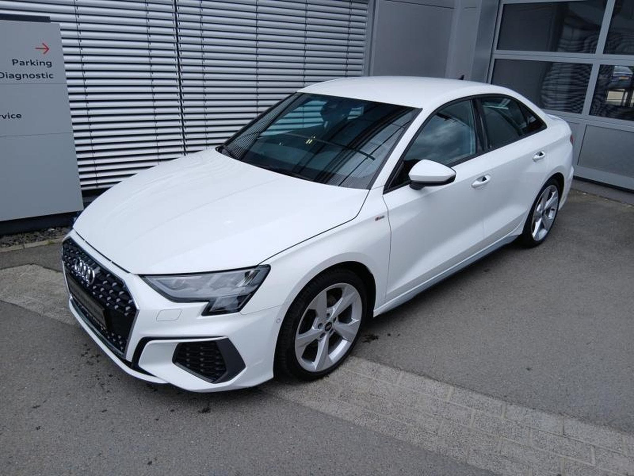 Audi A3 Limousine S-line 35 TFSI 6-Gang (2020) - Foto 1