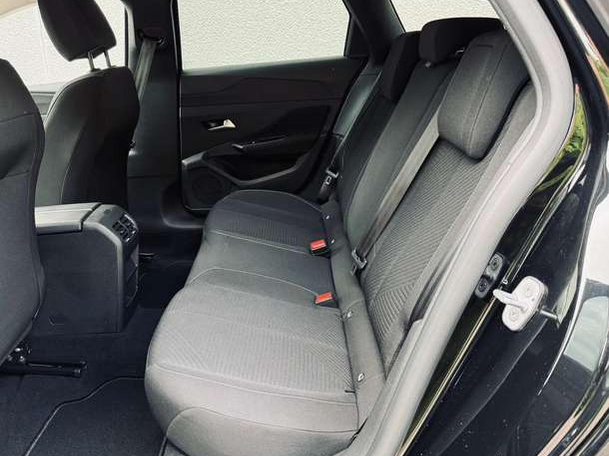Peugeot 308 308 SW 1.5 BlueHDi Active Pack S (2022) - Photo 13