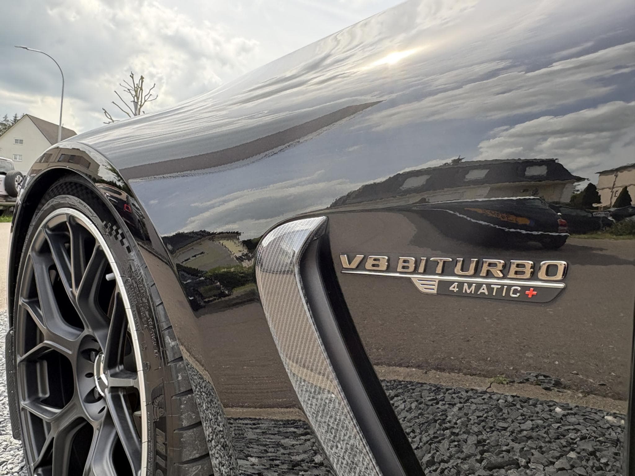 Mercedes AMG GT 63 4MATIC+ (2024) - Photo 17