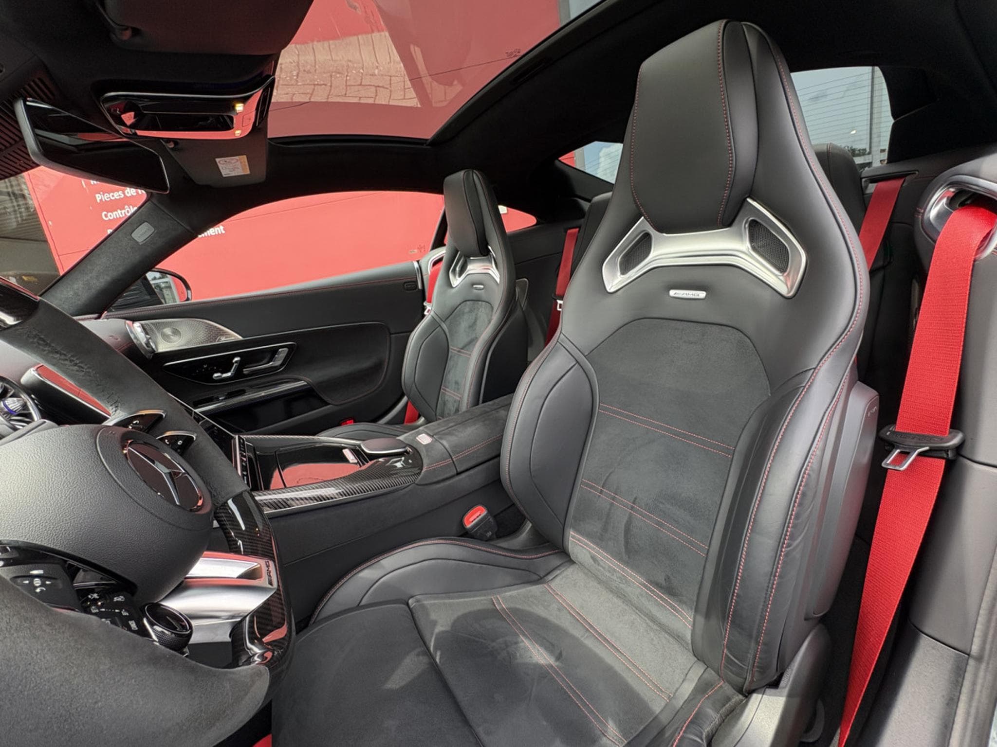 Mercedes AMG GT 63 4MATIC+ (2024) - Photo 22