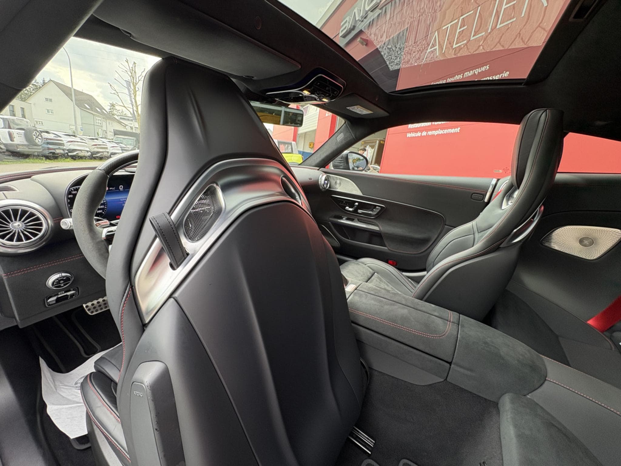 Mercedes AMG GT 63 4MATIC+ (2024) - Photo 24
