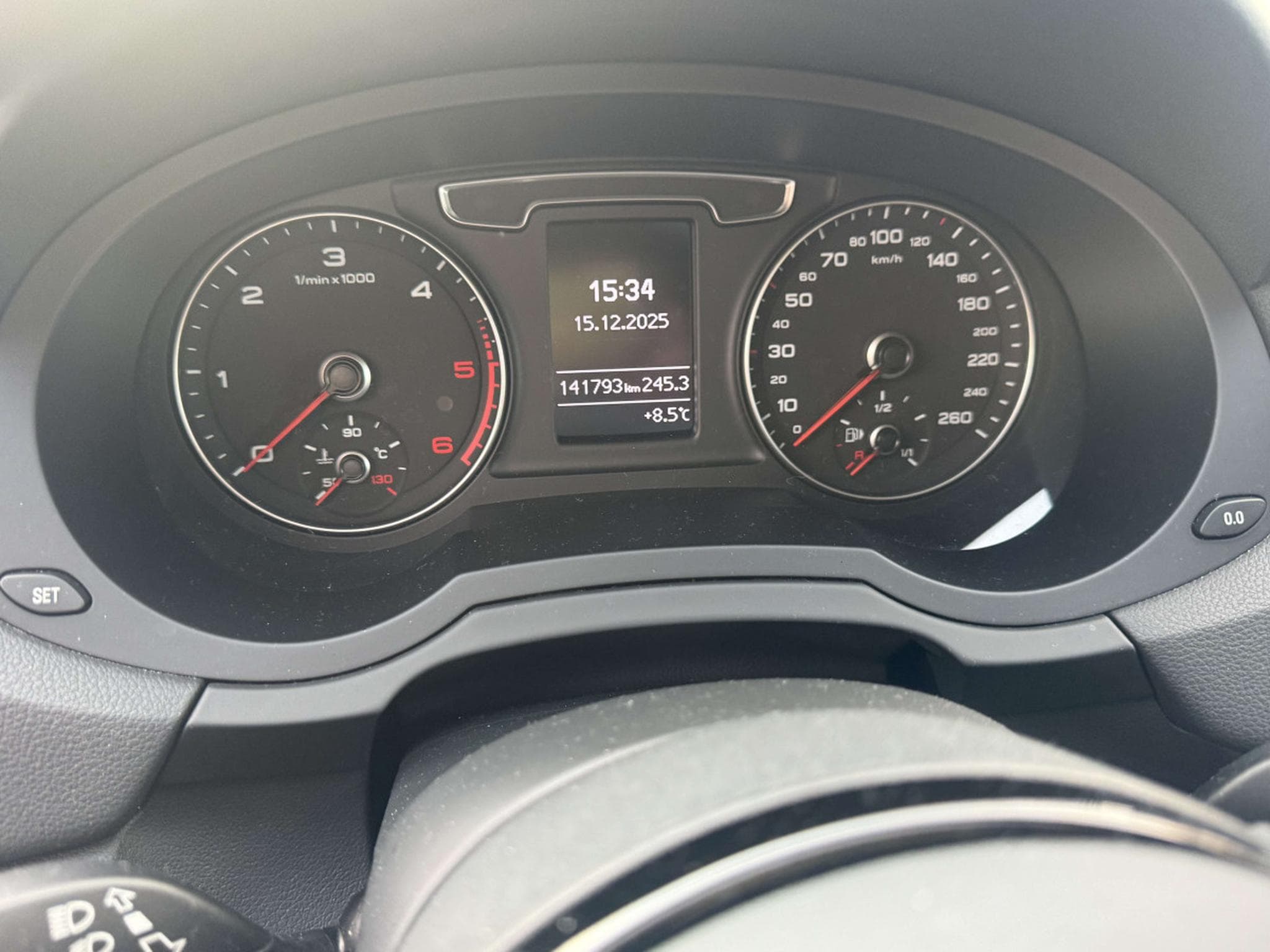 Audi Q3 2.0 TDI 150 quattro design 1-prop (2017) - Photo 10