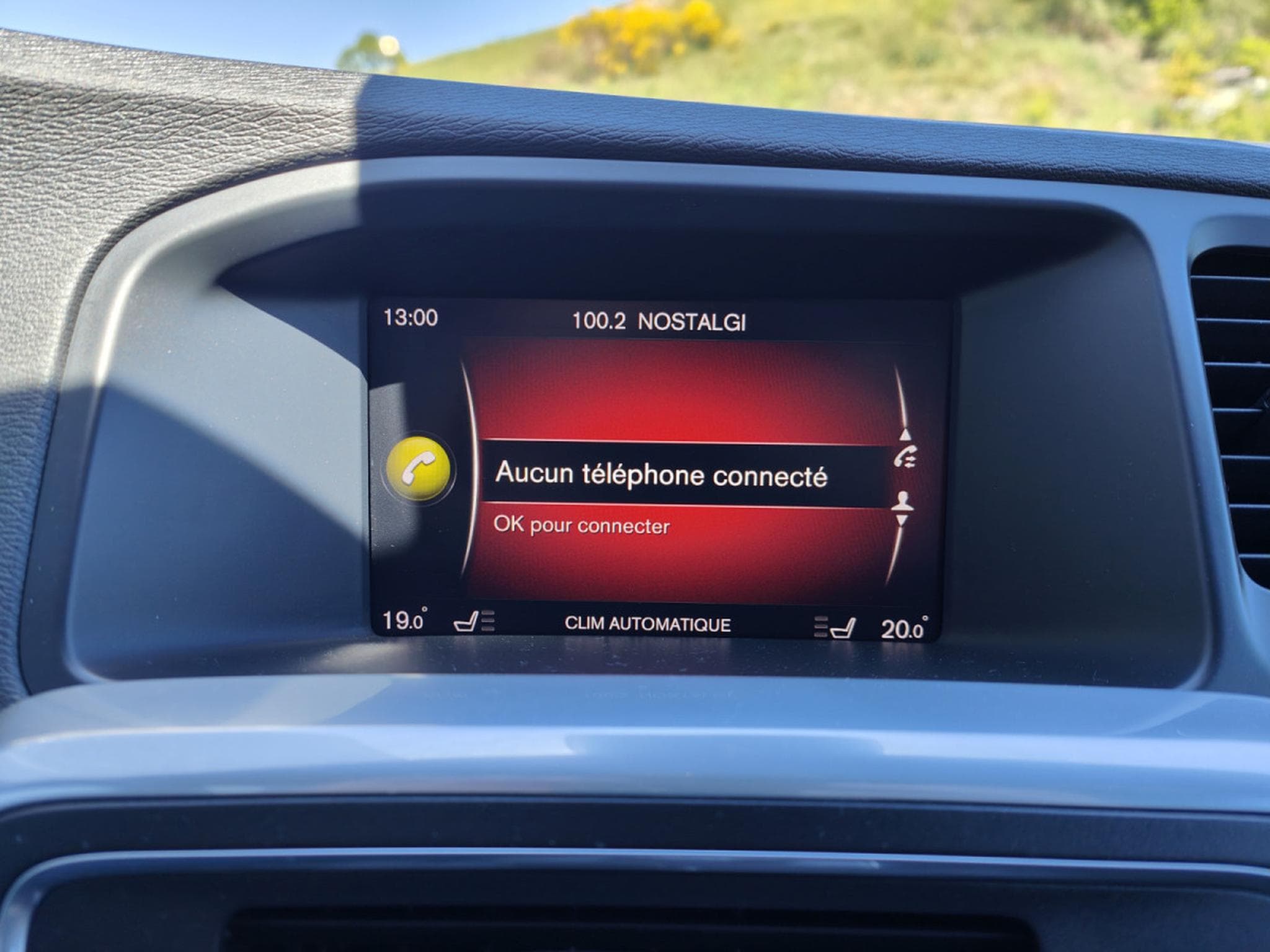 Volvo S60 S60 D2 BOITE AUTO GPS CAMERA SIEGES + VOLANT CHAUFF (2018) - Foto 17