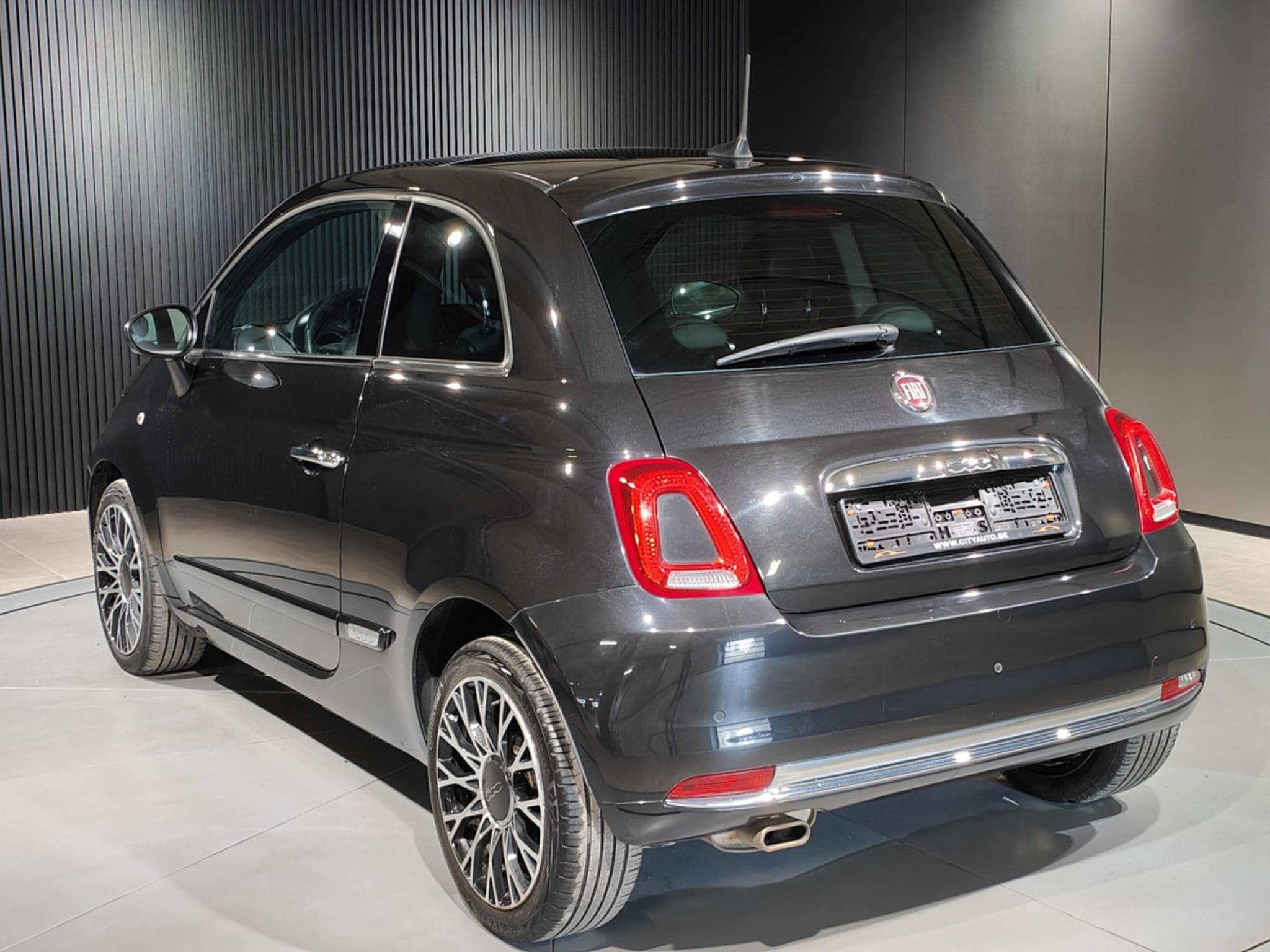 Fiat 500 1.2 MULTIJET GPS SIEGES CHAUFFANTS TOIT PANO CRUISE (2019) - Photo 4