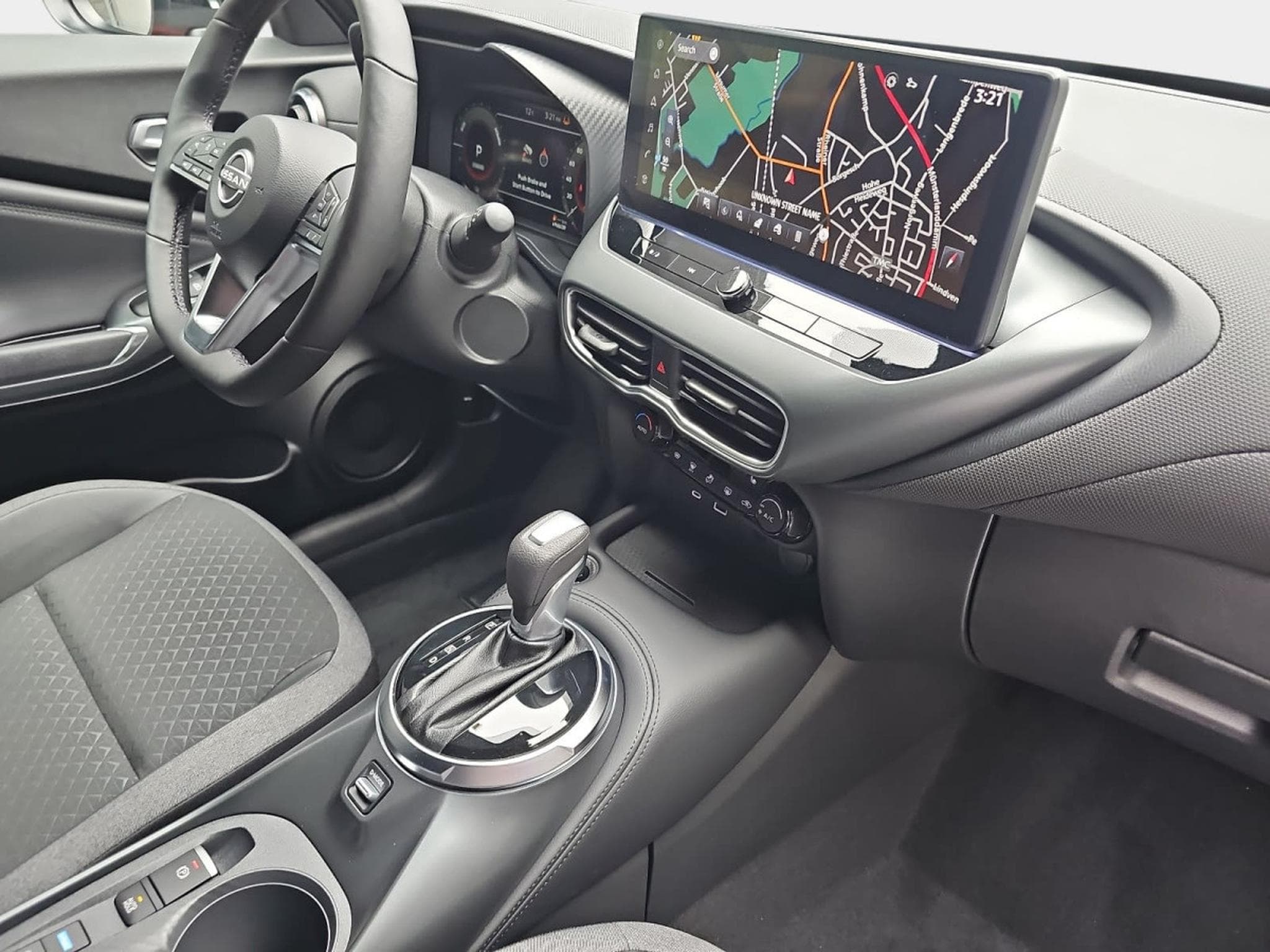 Nissan Juke 1.6 Hybrid 143 N-Connecta (2026) - Photo 15