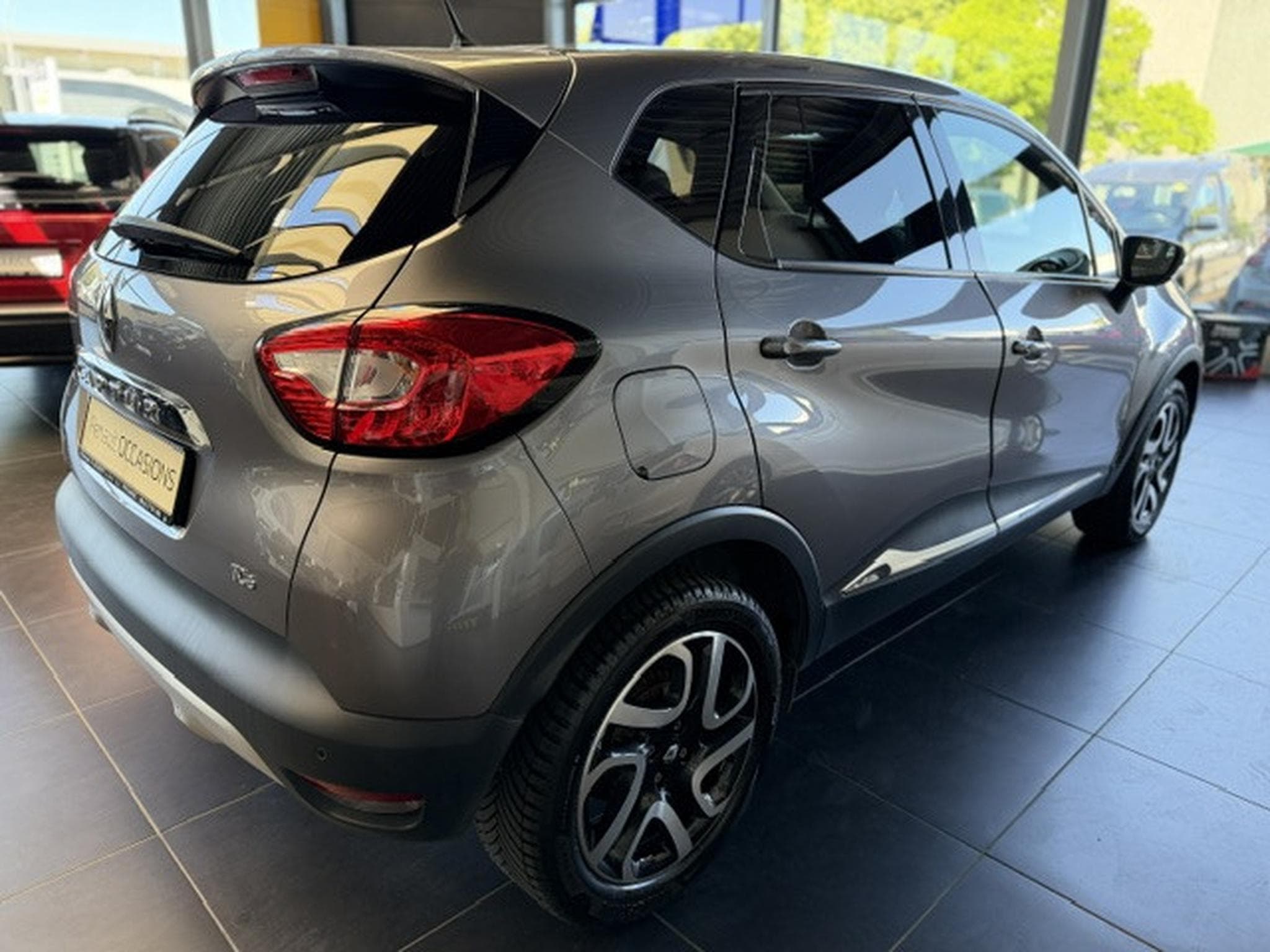 Renault Captur ENERGY TCE 120 EDC (2016) - Foto 5