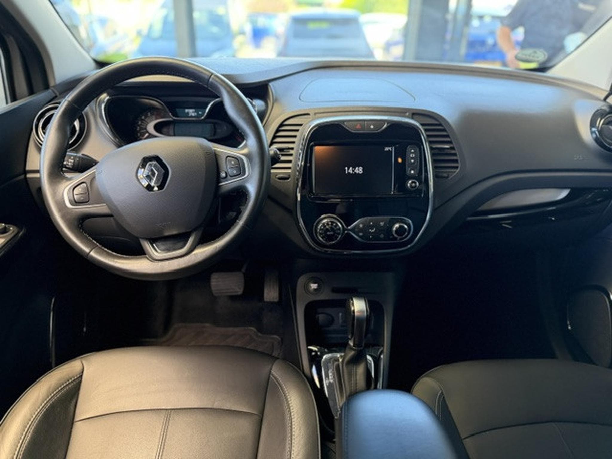 Renault Captur ENERGY TCE 120 EDC (2016) - Foto 9