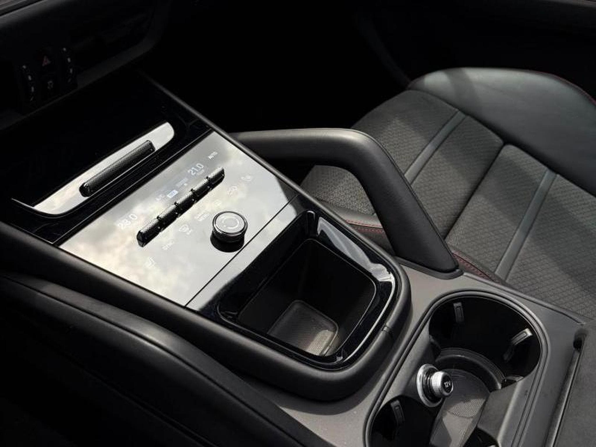 Porsche Cayenne GTS (2025) - Foto 15