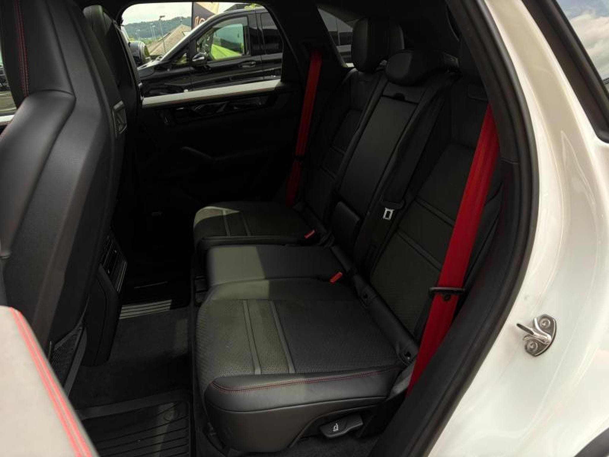 Porsche Cayenne GTS (2025) - Foto 17