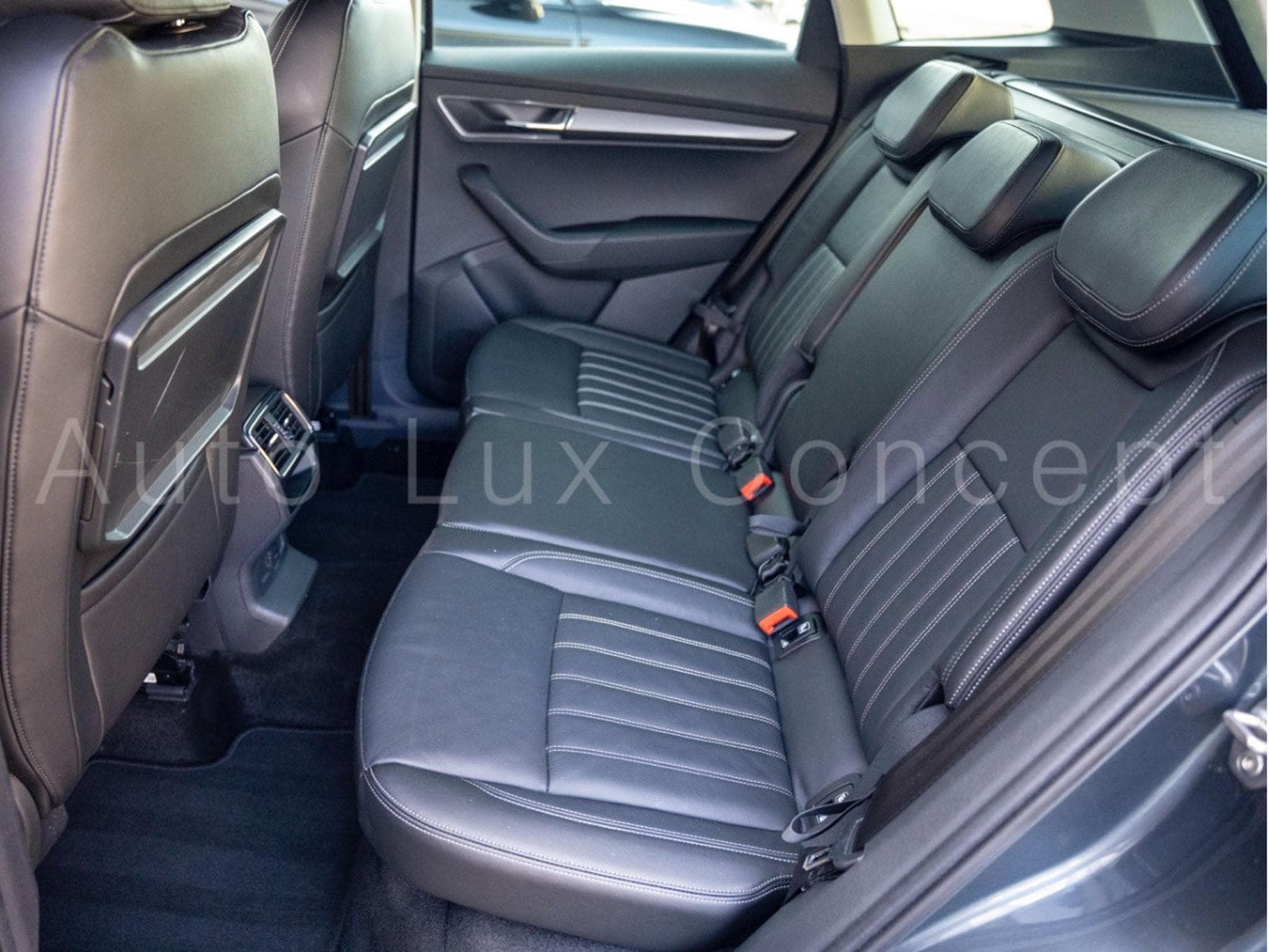 Skoda Karoq 1.5 TSI 150 Style DSG (2018) - Foto 19