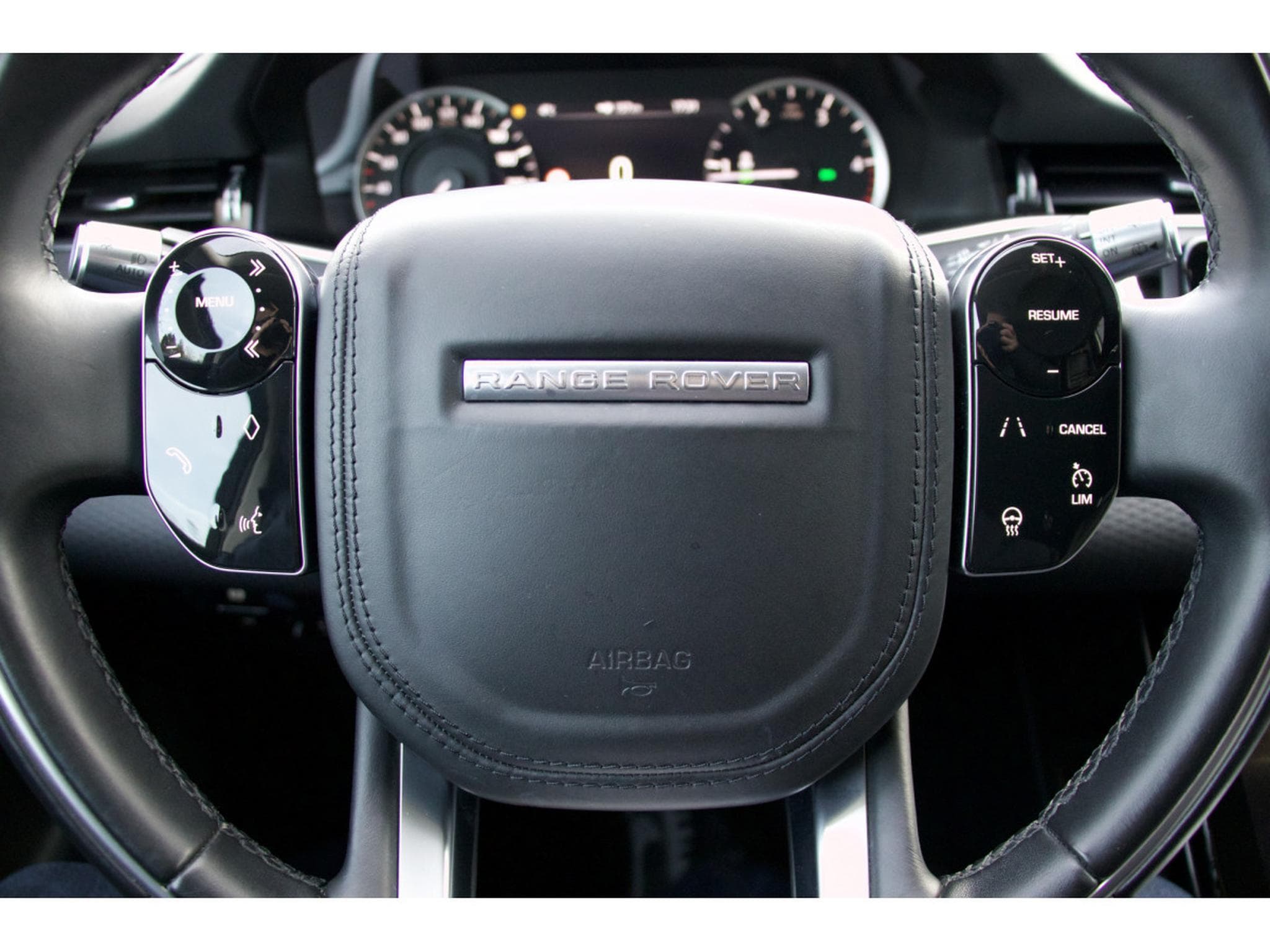 Land-Rover Range Rover Evoque D180 S AWD (2020) - Photo 13