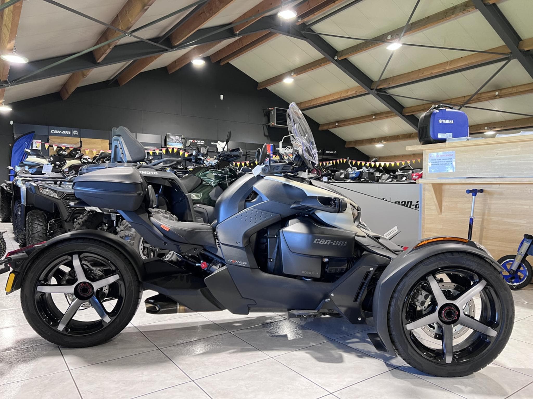 BRP Can-Am Ryker 900 Sport Full accessoires (2022) - Photo 2