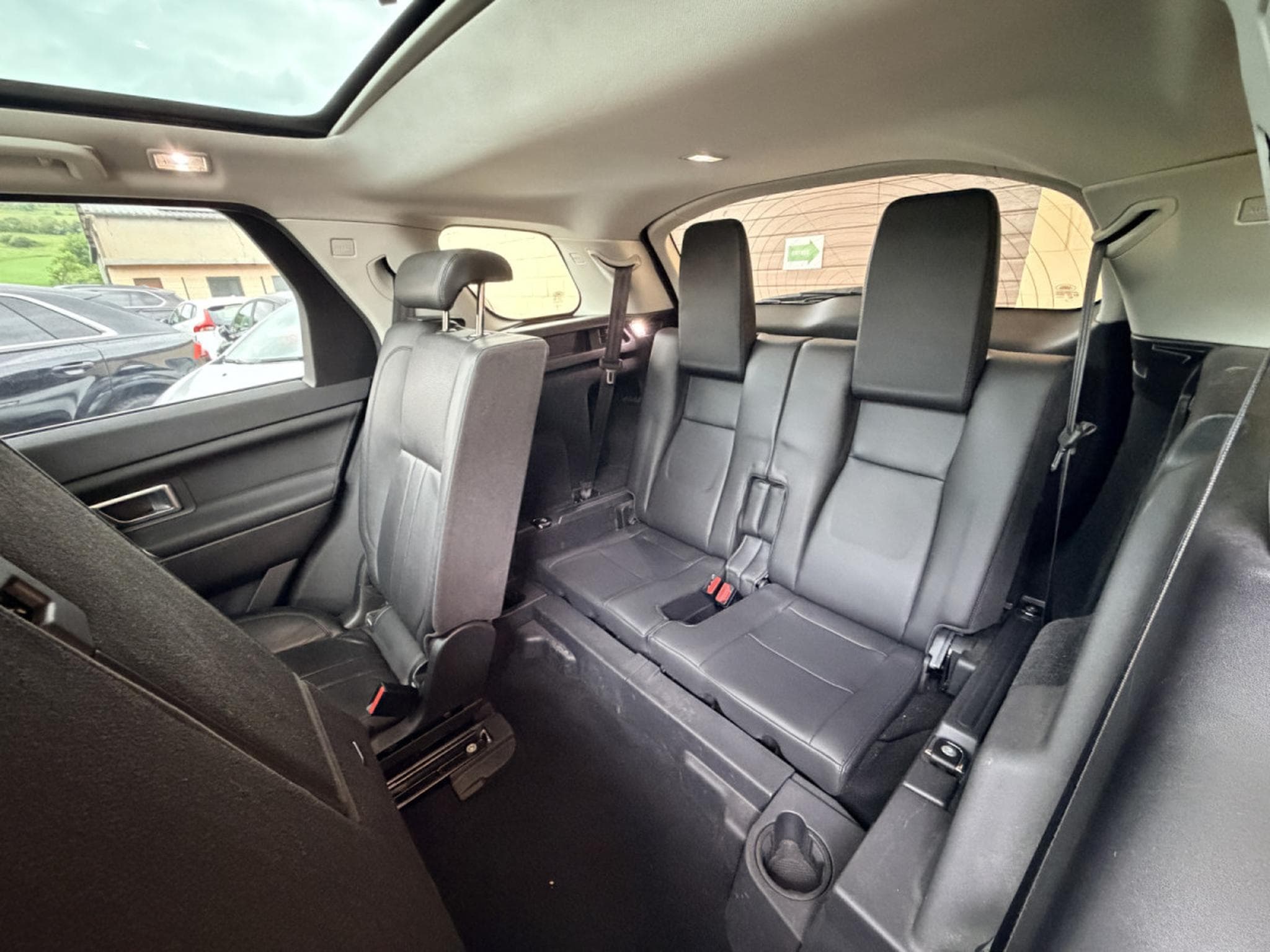 Nissan Juke 1.2 Active 116CV (2018) - Photo 12