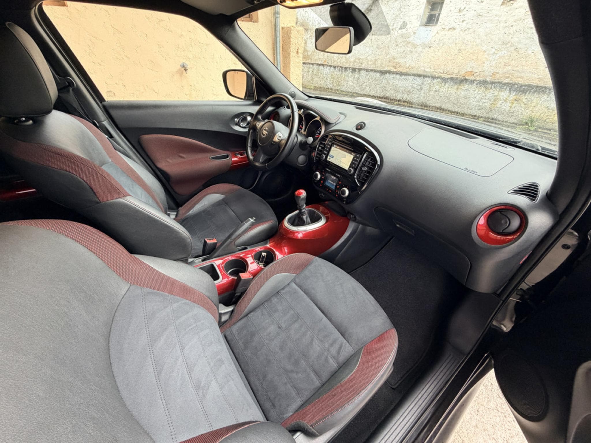 Nissan Juke 1.2 Active 116CV (2018) - Photo 6