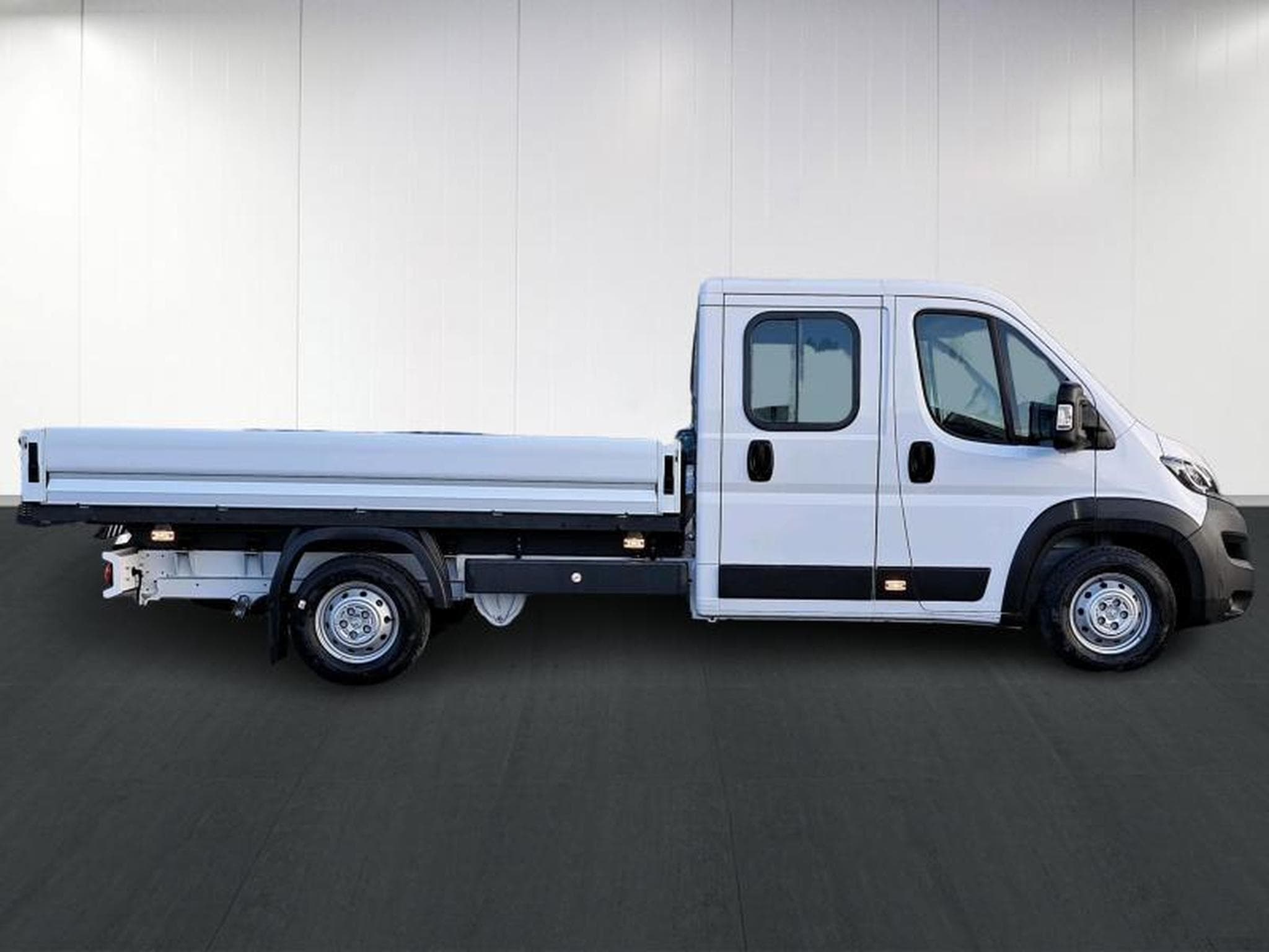 Peugeot Boxer Plateau DC 435 L4 (2024) - Foto 8