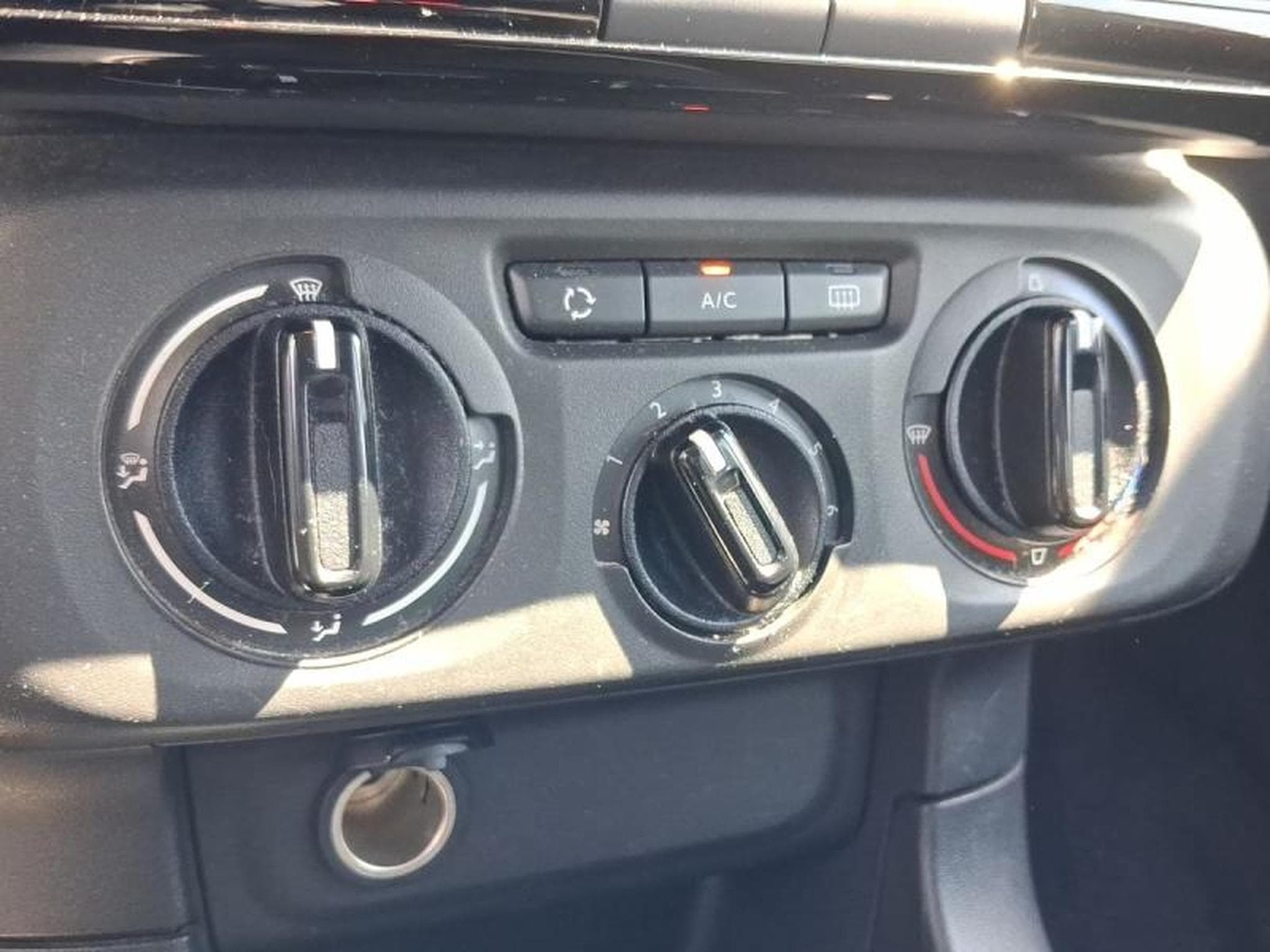 CITROEN C3 1.2 PureTech 83ch S&S Live 120g (2021) - Foto 10