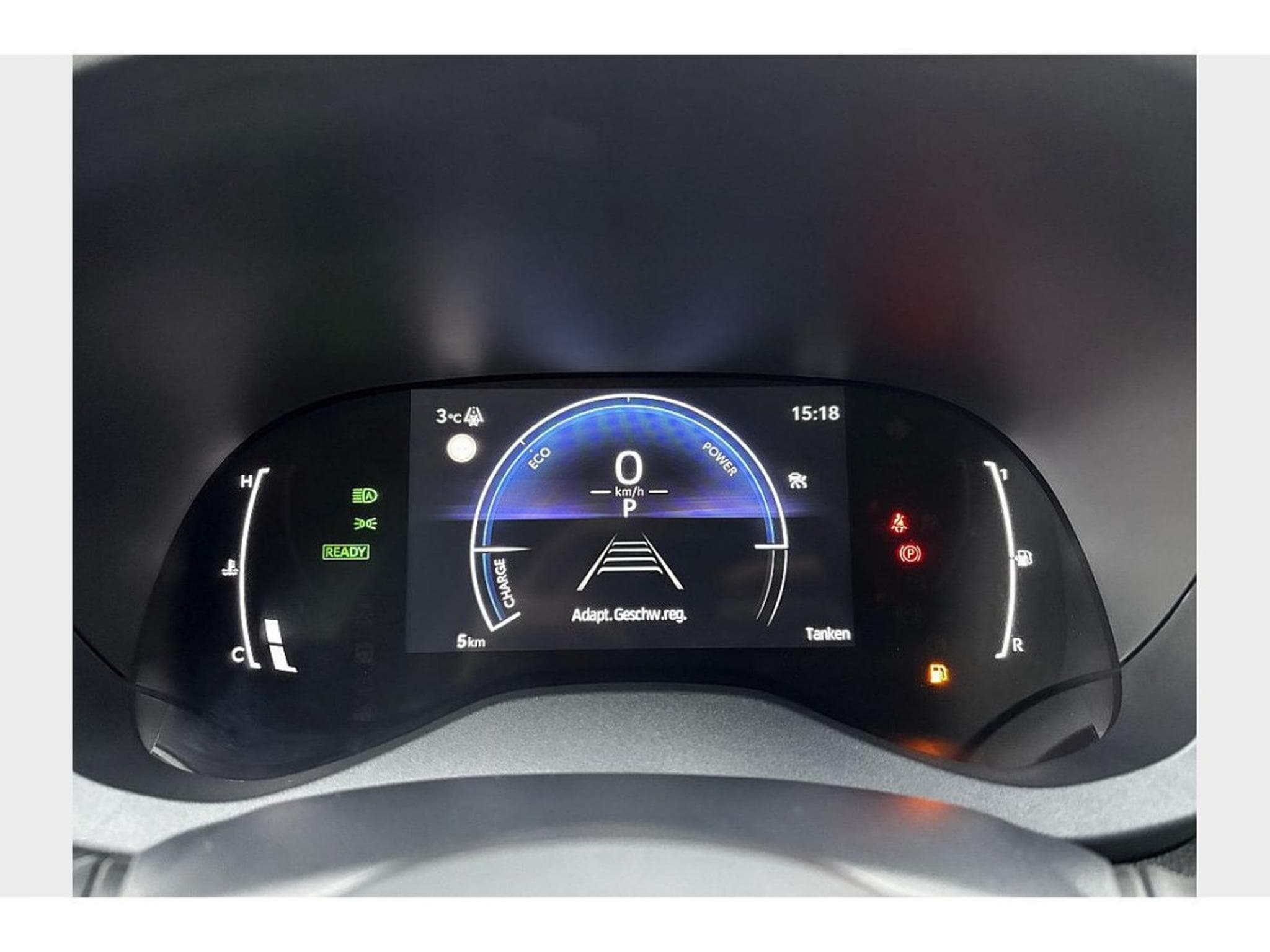 Toyota Yaris 1.5 VVT-i 116 Hybride Teamplayer (2025) - Photo 4