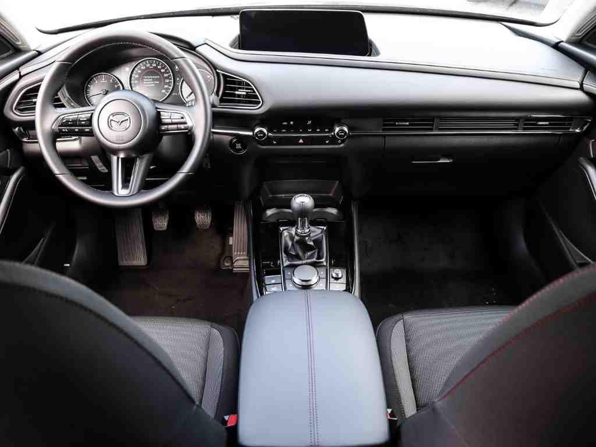 Mazda CX-30 2.5 E-Skyactiv G 140 Homura (2025) - Photo 6