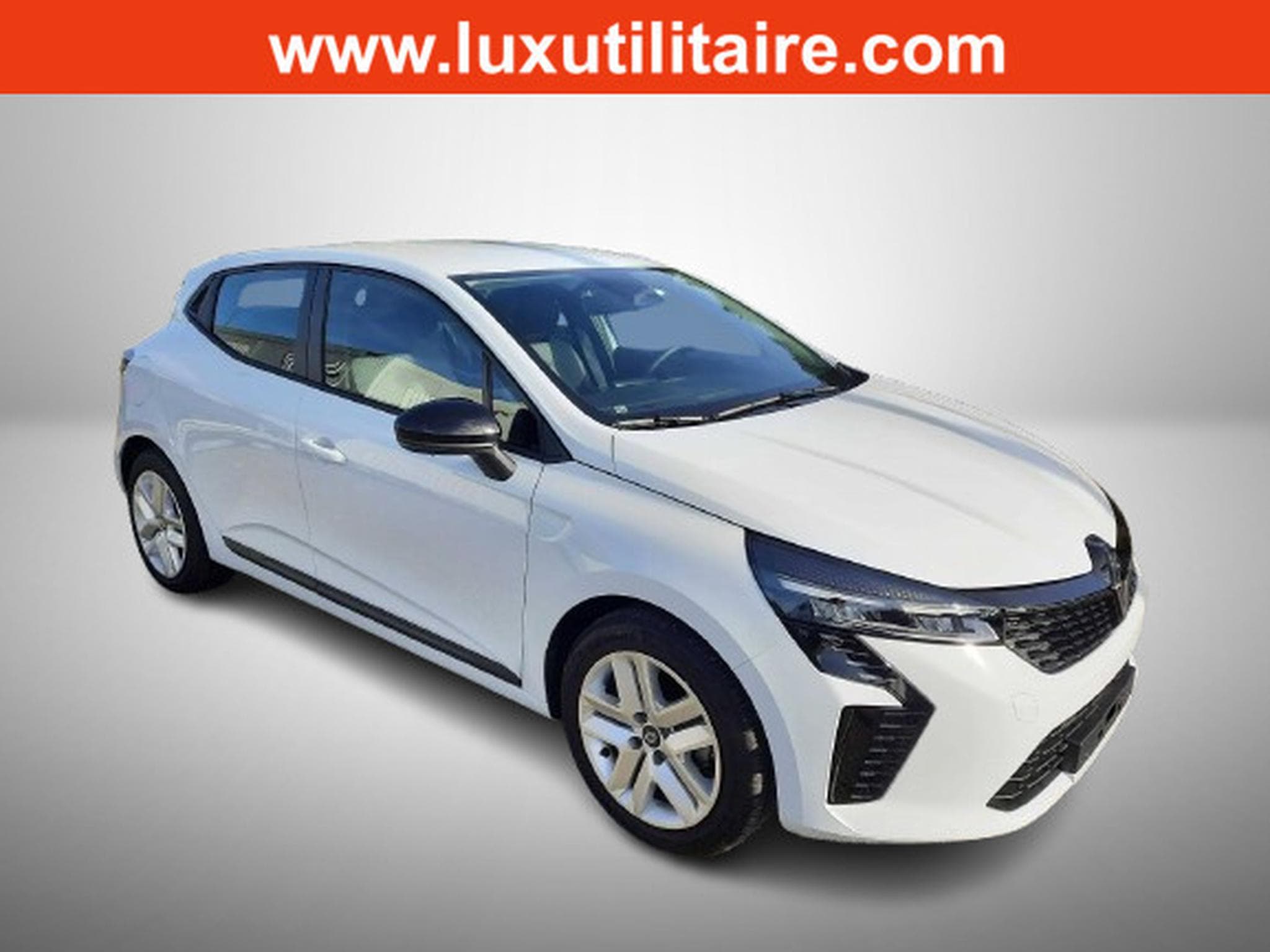 Renault Clio 1.0 TCe 90 Evolution (2025) - Photo 1