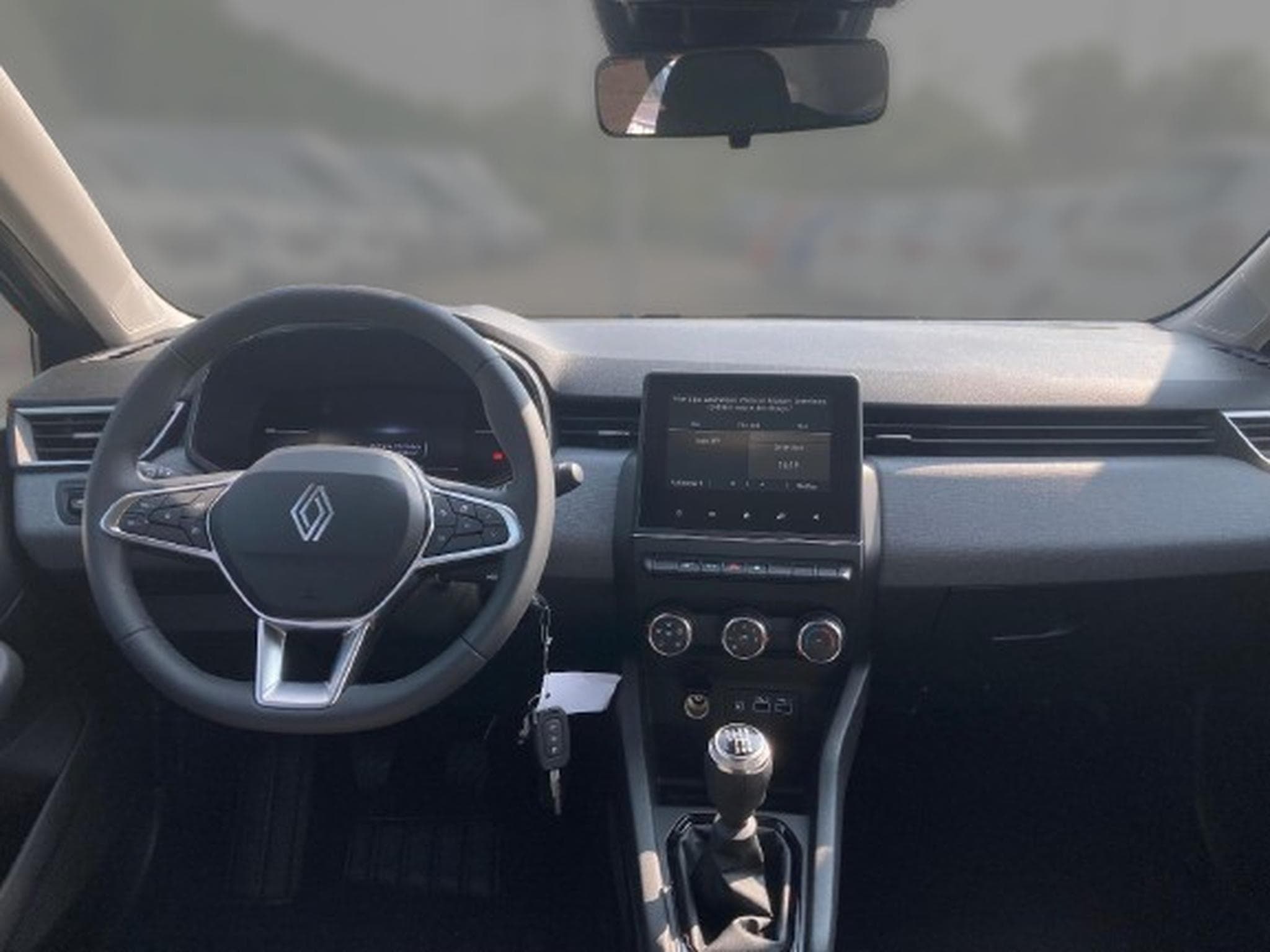 Renault Clio 1.0 TCe 90 Evolution (2025) - Photo 9
