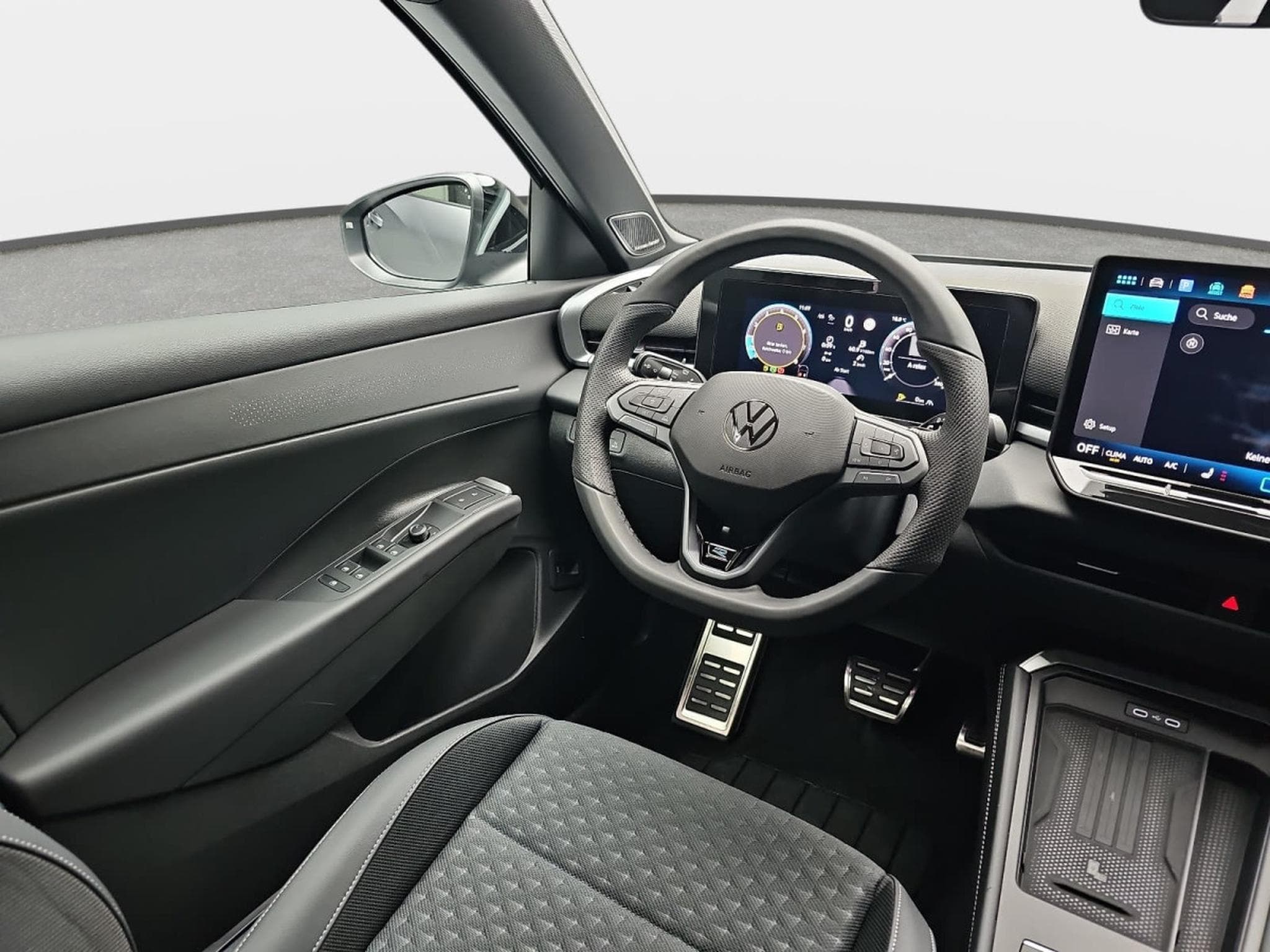 VW T-Roc 1.5 eTSi 150 DSG R-Line (2026) - Photo 8